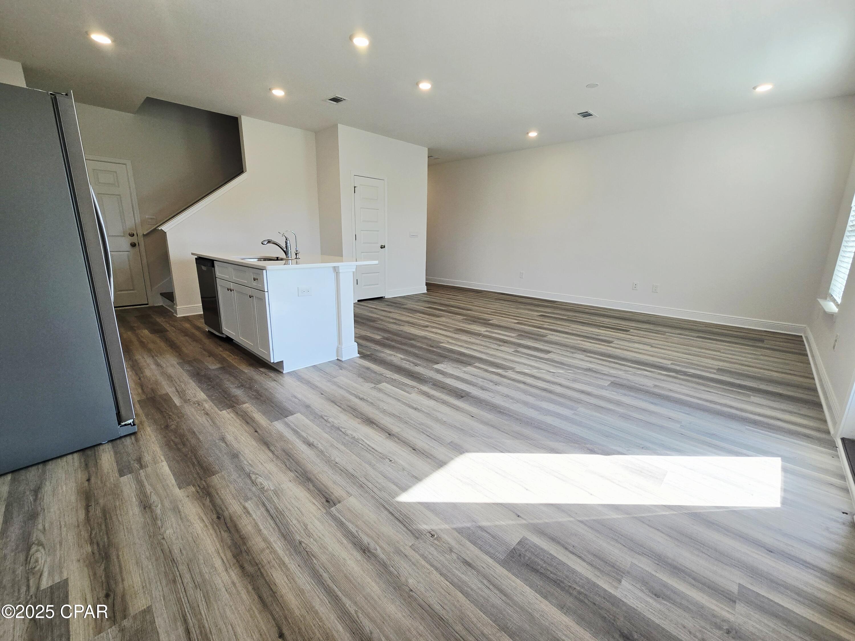 Mvzjp8b3a7xgcagmoo1 X1mowpfjhryeg2e5fvafnui