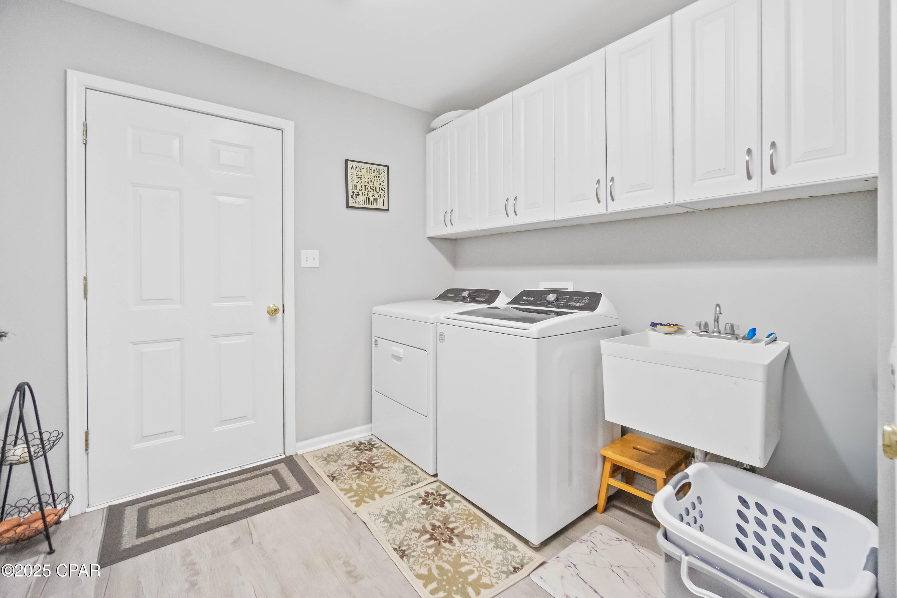 Cl Yjiy Hs6tg5oakpf 5vxtx2 Yutr1bldxjcbgj8e