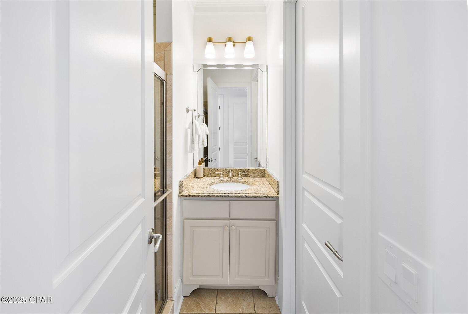 Bks2jjmwy2wi5amrvzfm8mzu8cgunj4prwpz7ufmpc0