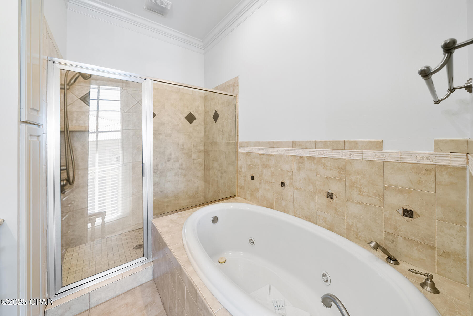 Decur Udkvfjt_ikhaichne5ripvp2sy5mmkqqqazaq