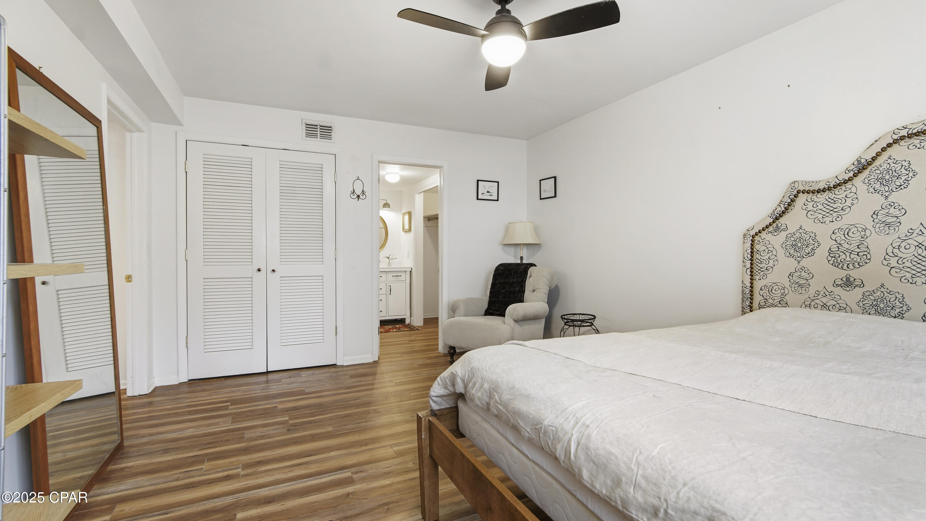 Image 16 For 2100 Beach Drive S102