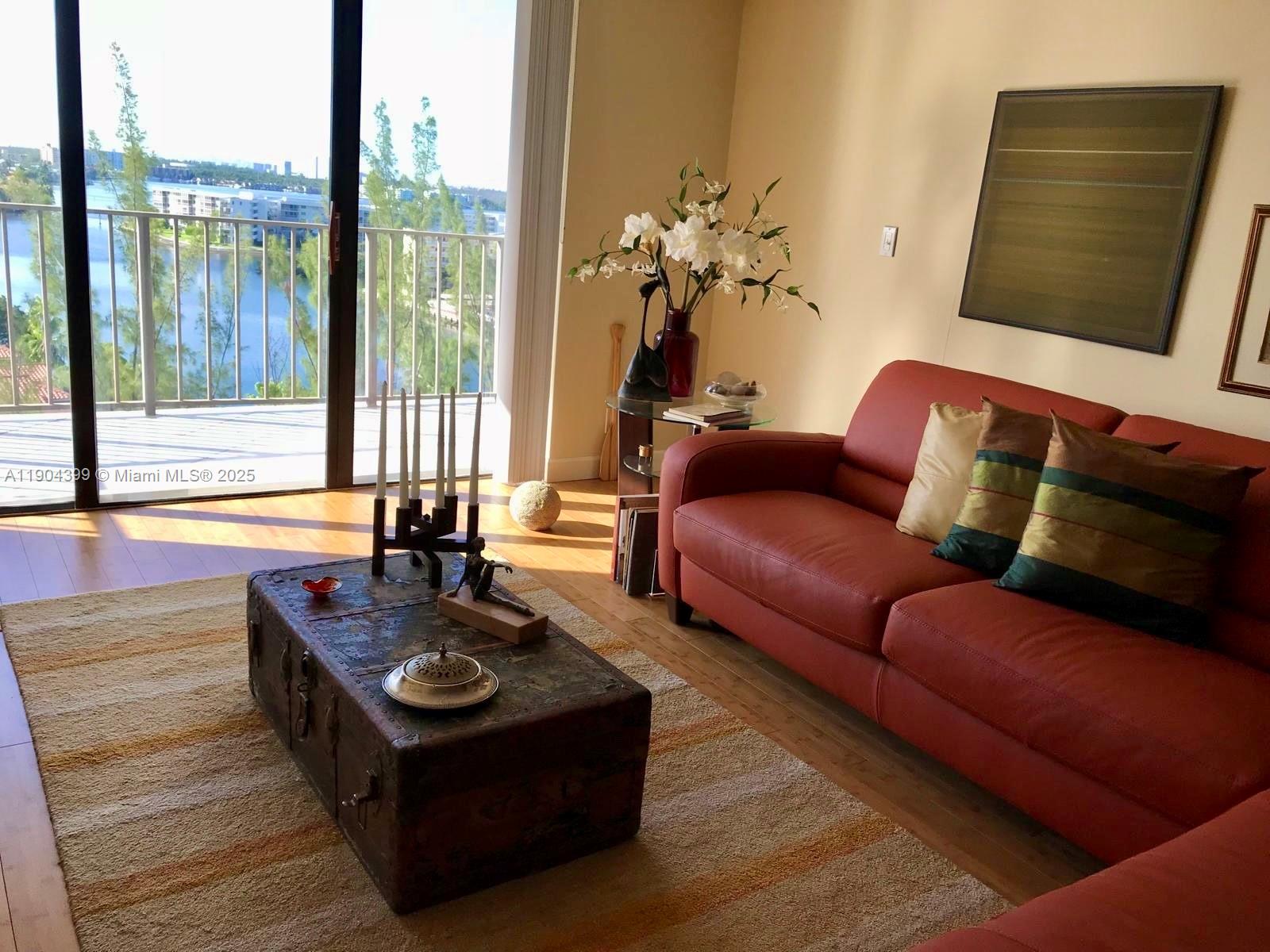 The Clipper At Bisc Cove