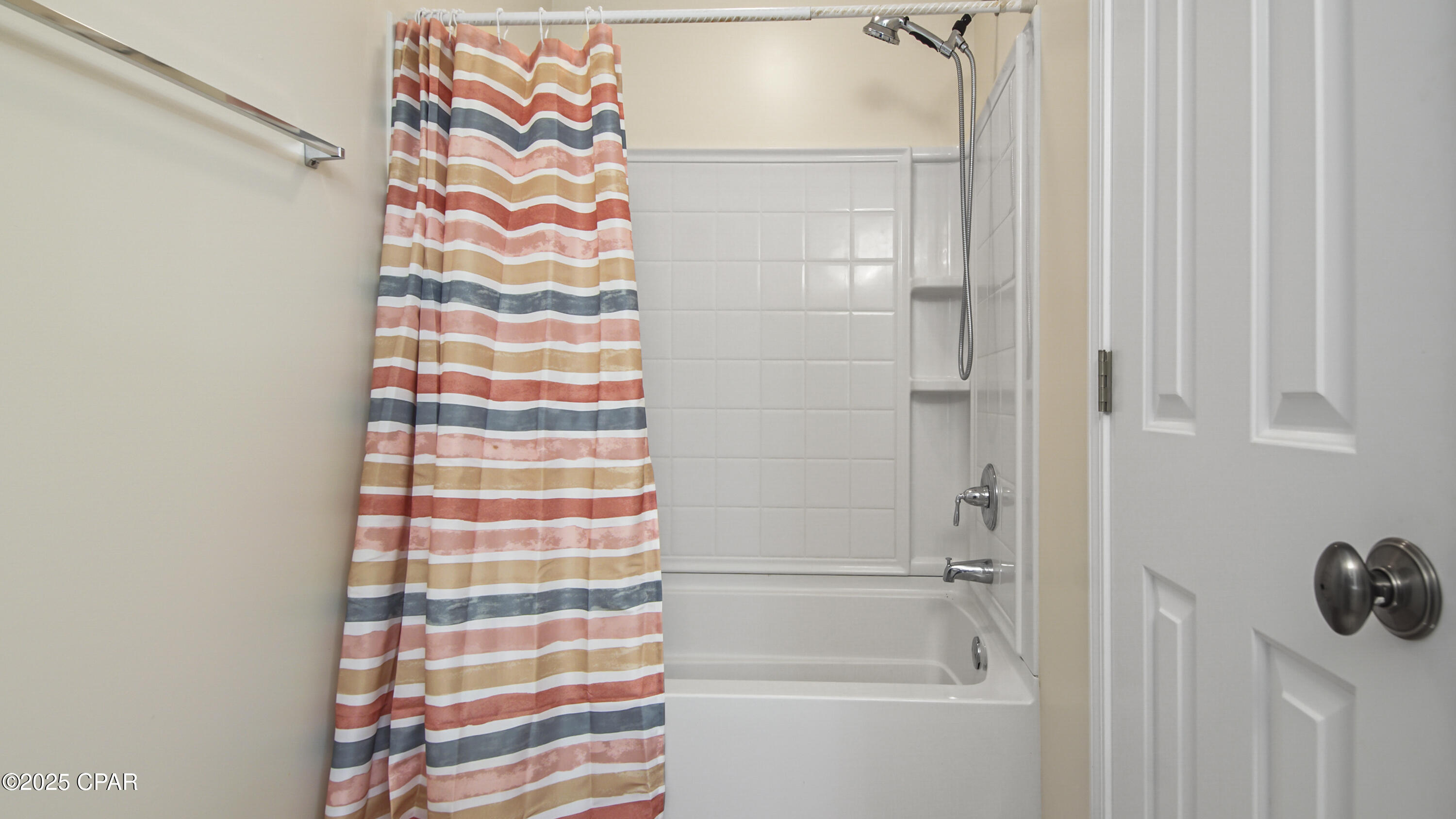 _9qjkkx7aqesqv2sjf3npbmepv6y1holtiikpu10hb0