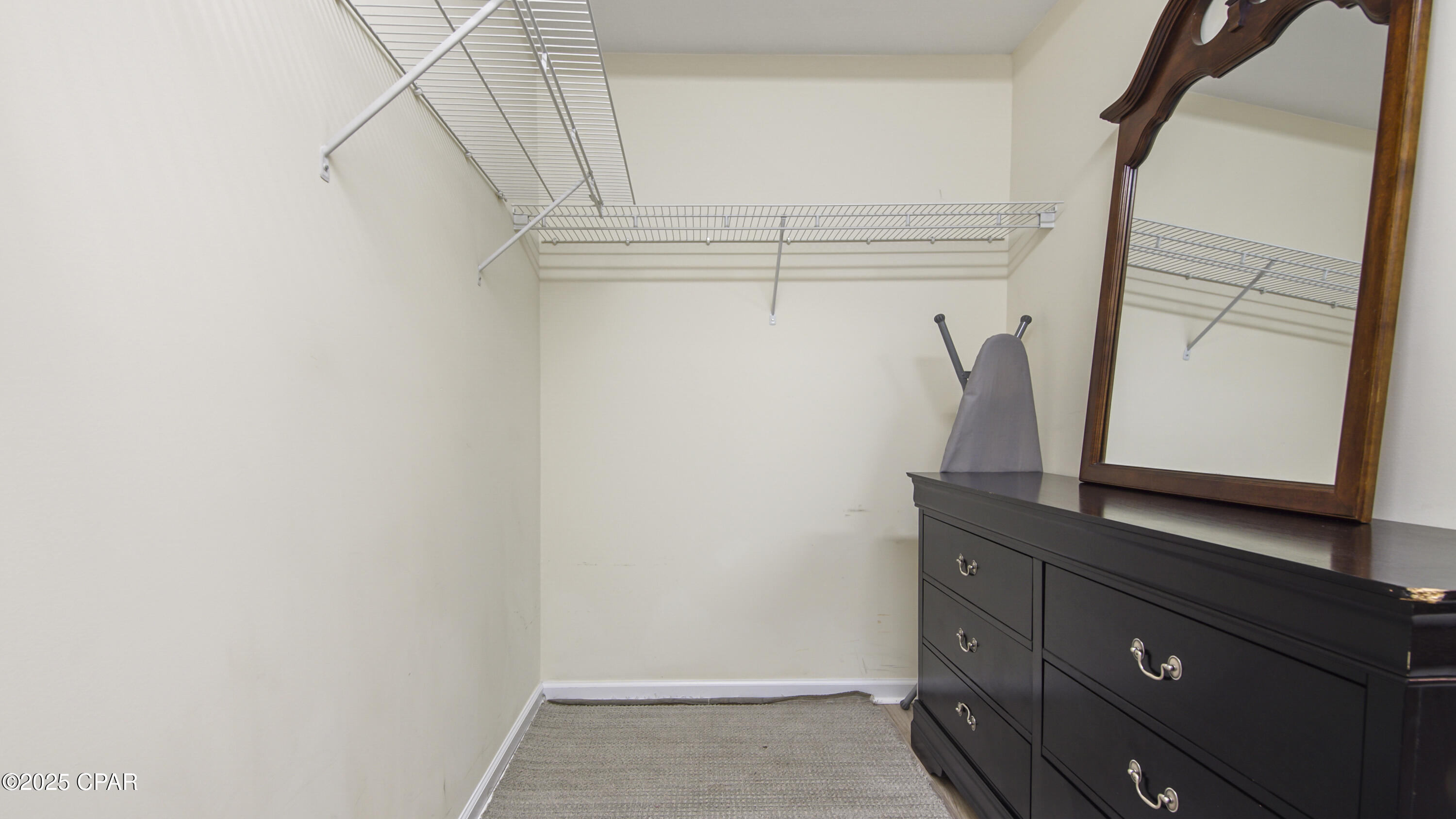 2q8fyokkuegabj_bfs66cbw5nau3f3p5avflmyjxo2k