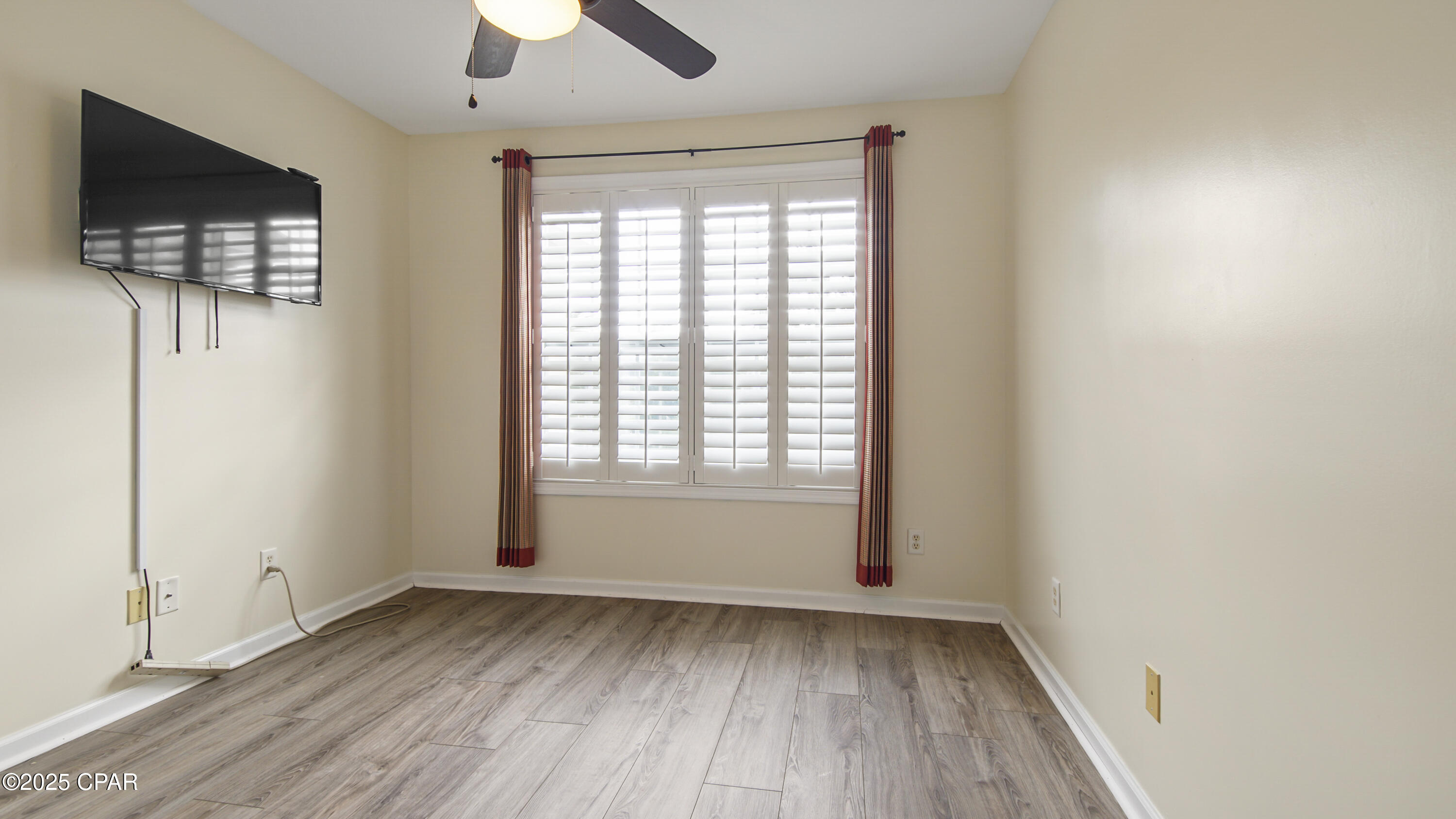 Nszvbac56tzb1bhrsaps_l1xk51dhupqyogb6zl516e