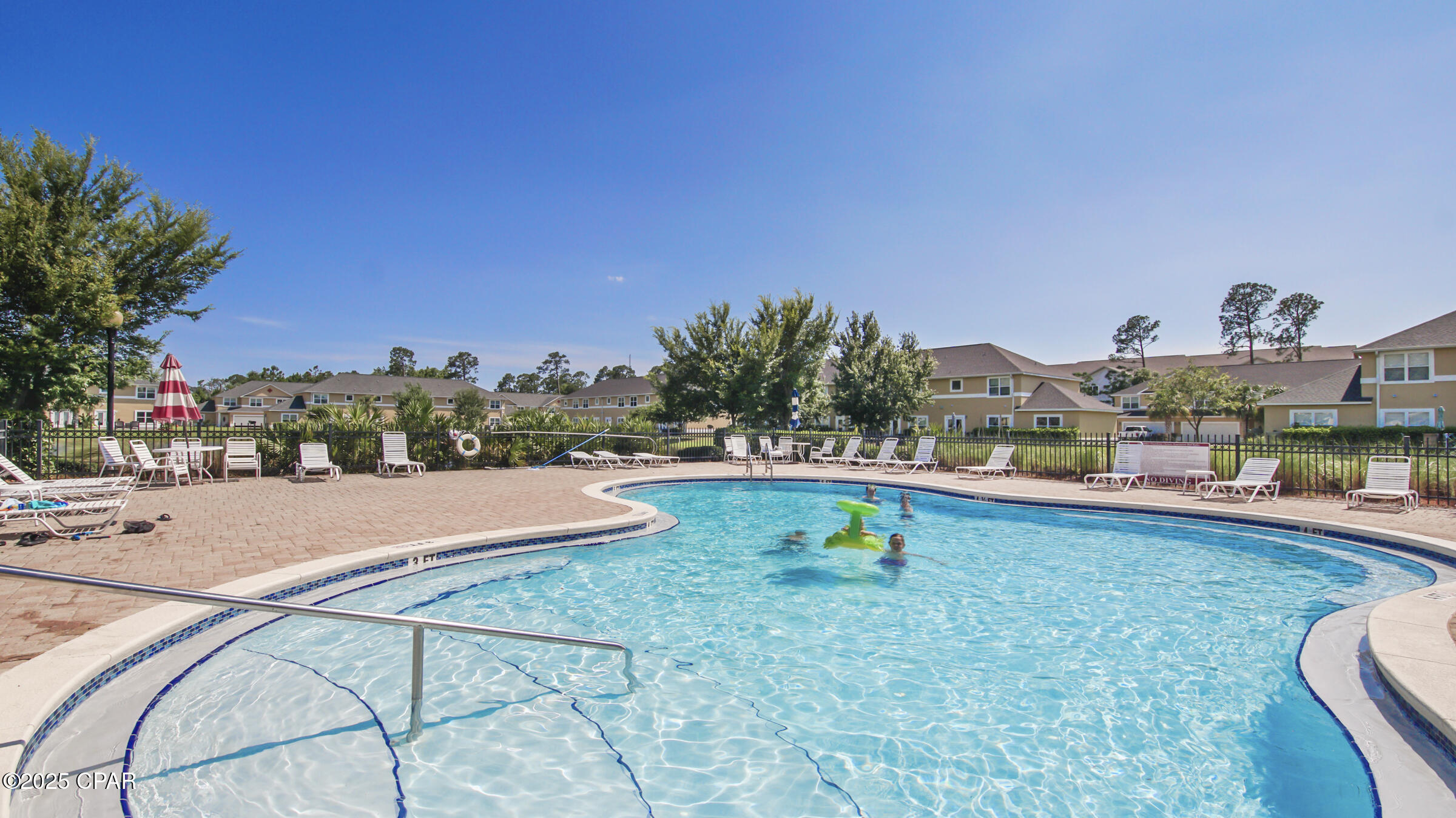 Wbga8_z0lyyonq8r91iroxyfh_lnozj66fqdogppfnu