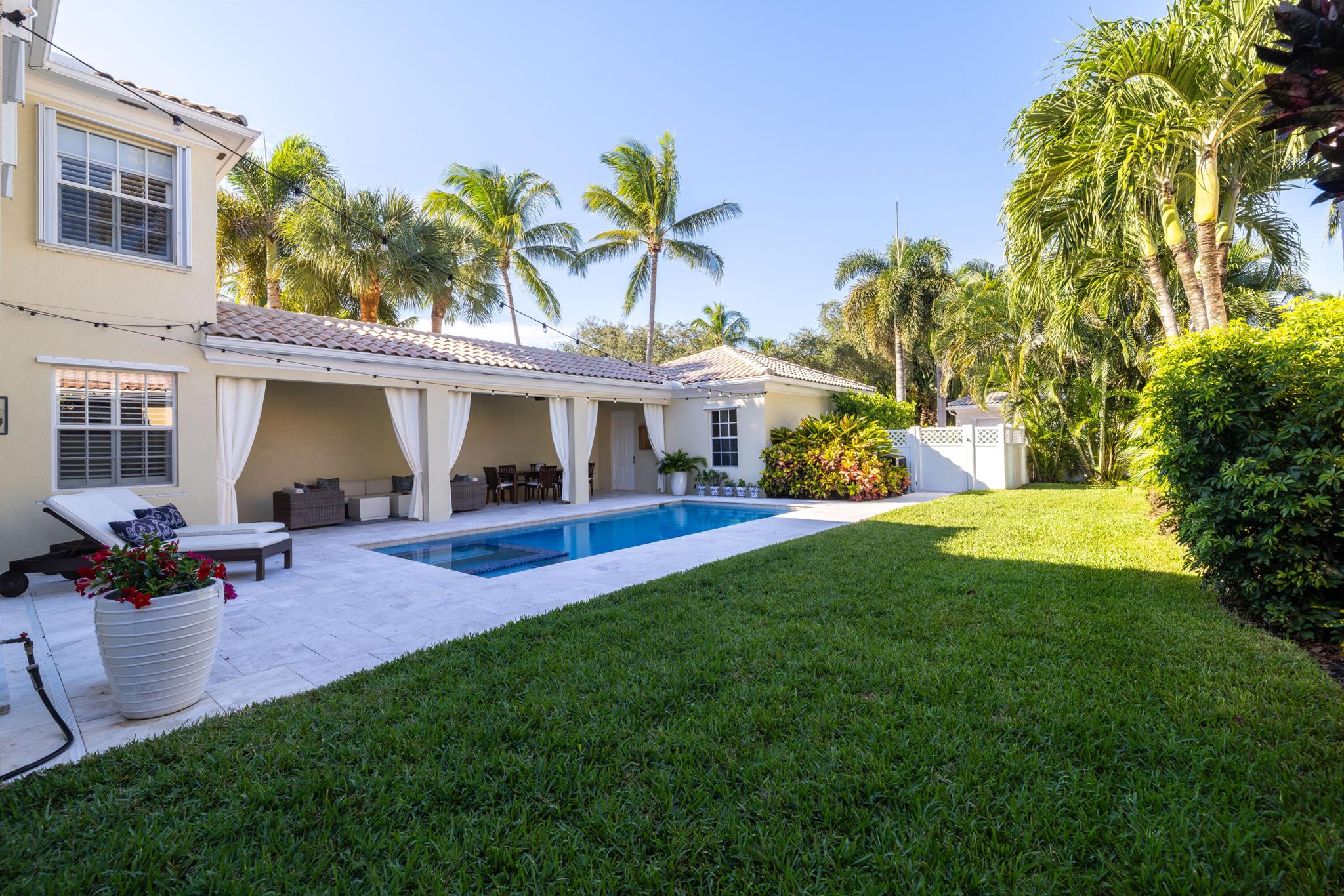 Image to showcase the property located at 149 Savona Drive