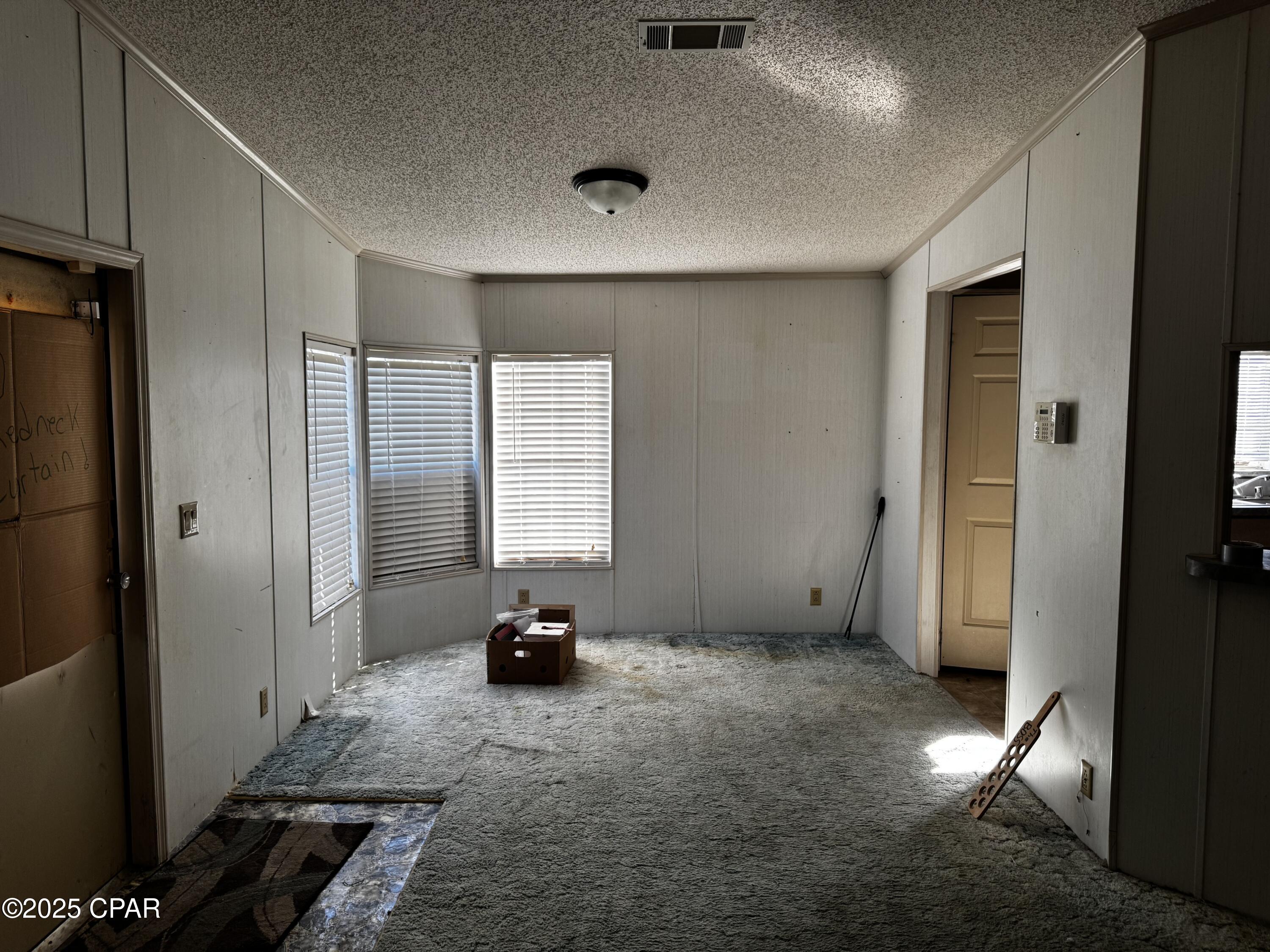 Image 12 For 2929 Avon Road