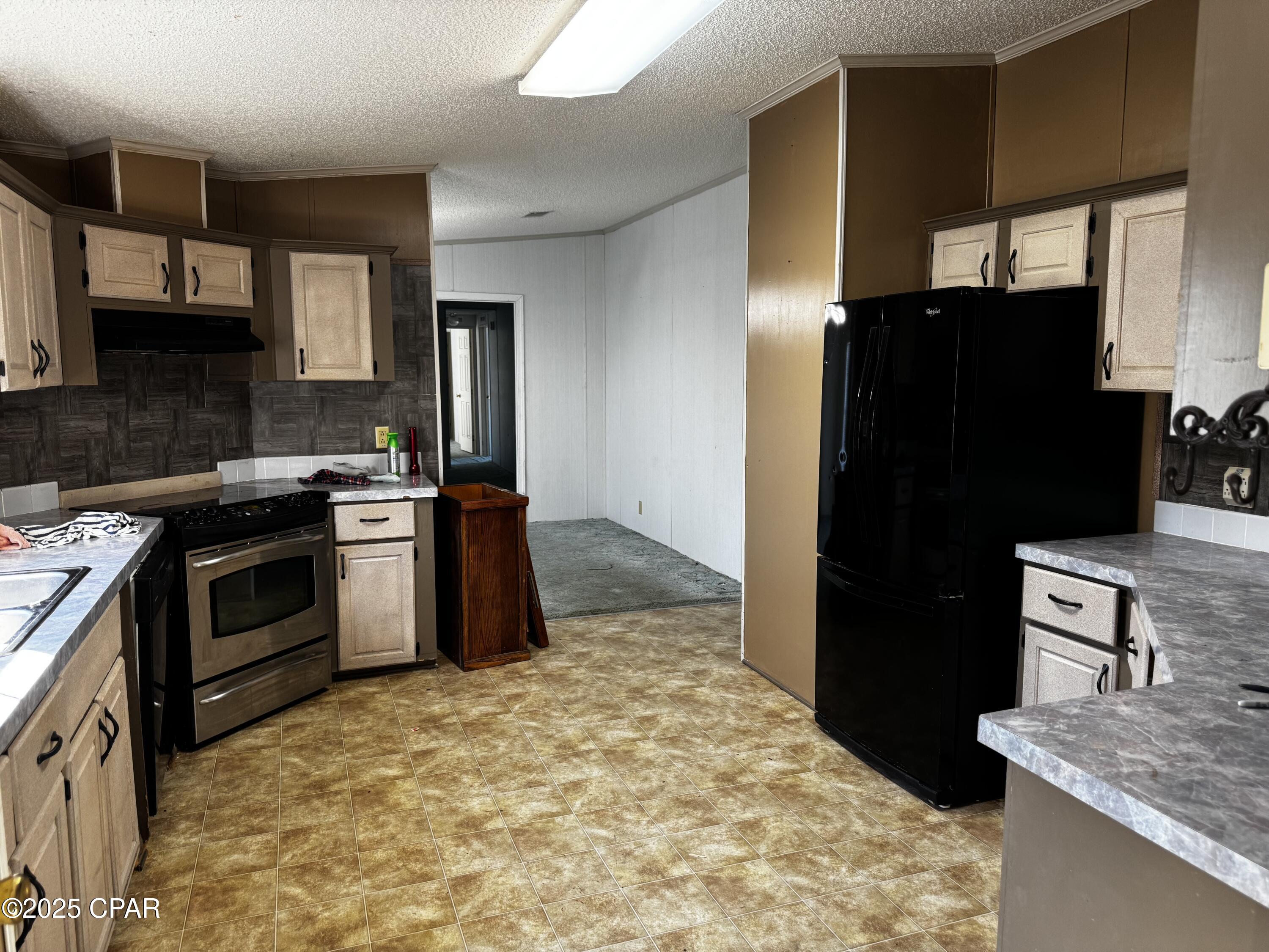 Image 14 For 2929 Avon Road