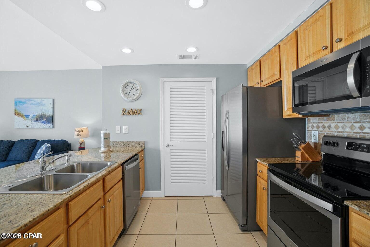 Image 9 For 17729 Front Beach Road 1604e