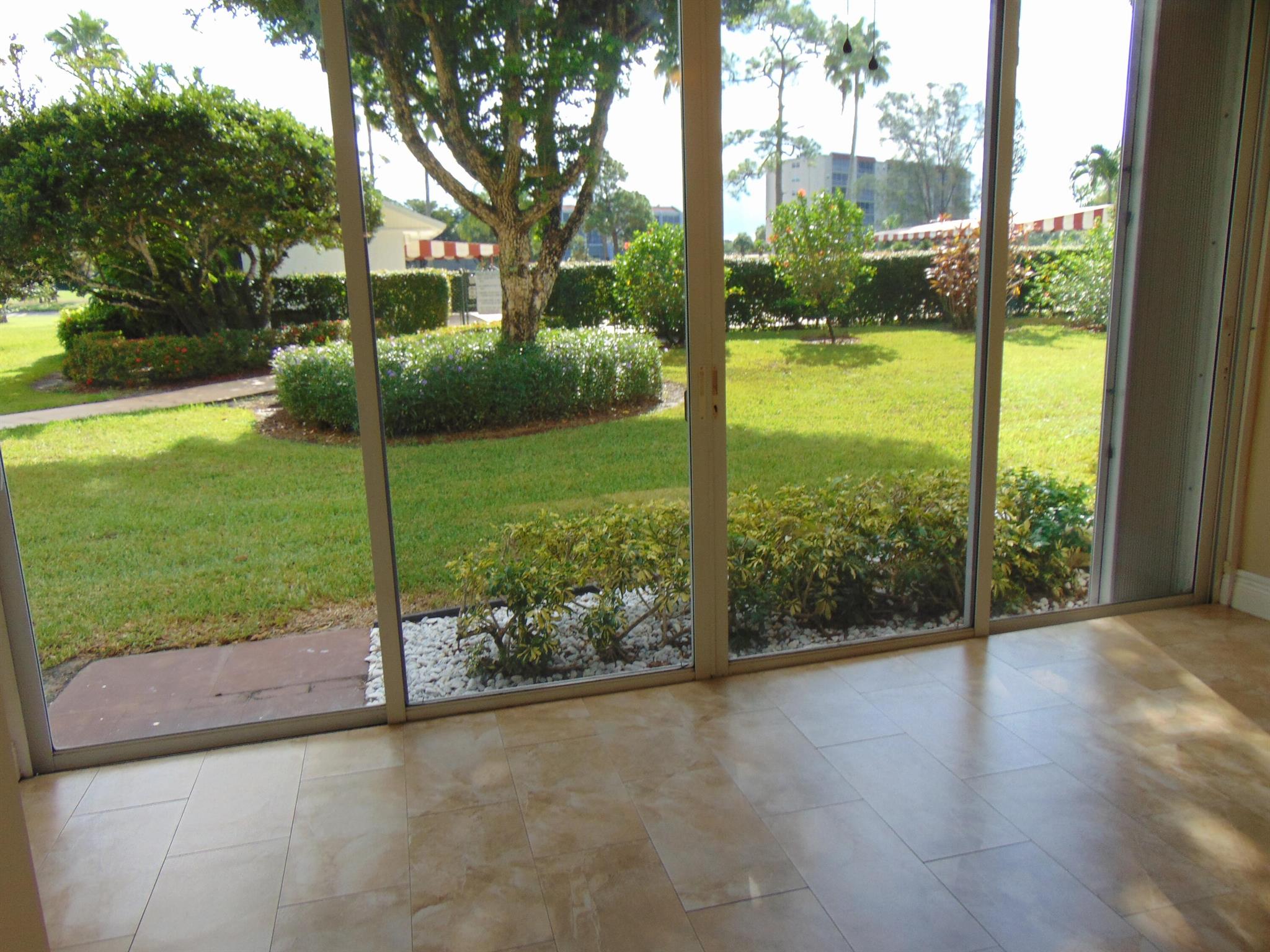 Essex At Poinciana Condo