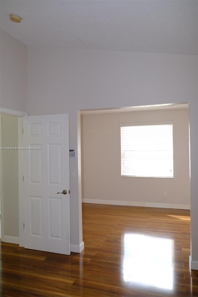Property photo # 8