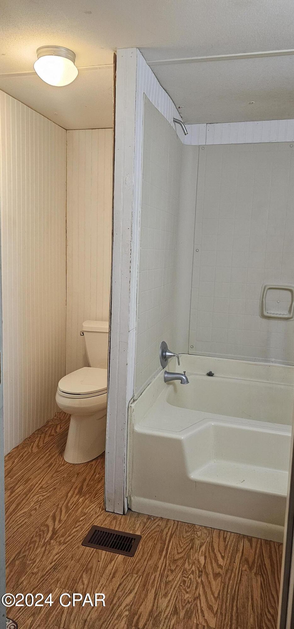 Iqdlvb5pvxcfjph3nbk6hfllr_sxx6tvvij2tkqhwtk