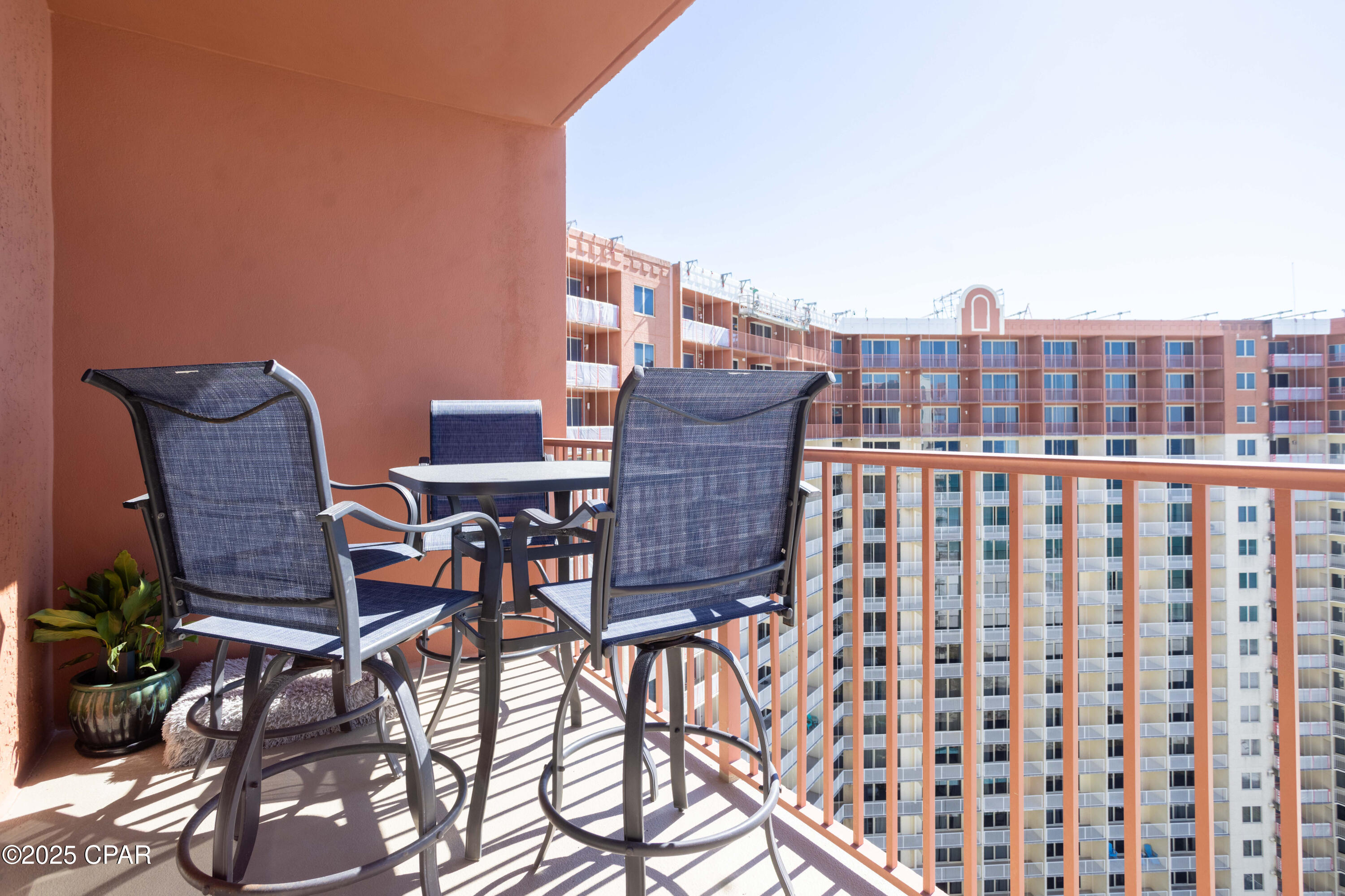 P3lbwd X Wsy_crxsclsrrzhde8qge08otdzxllgzbw