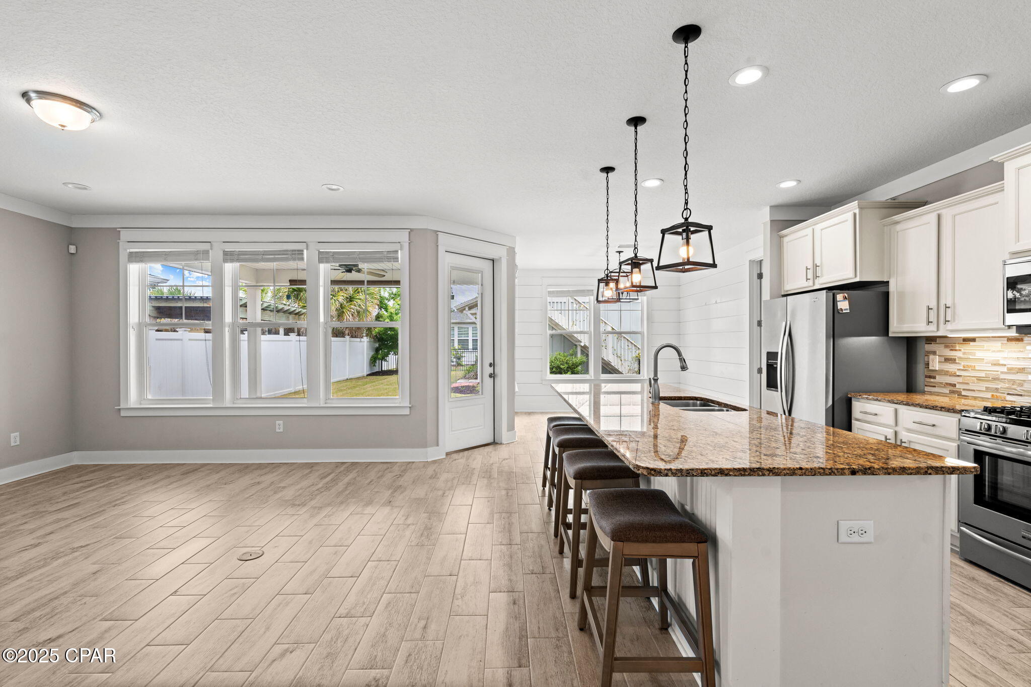 8iutuy64inrjmbec2wjtayn_1vyfwmb6smlanz7fhaq