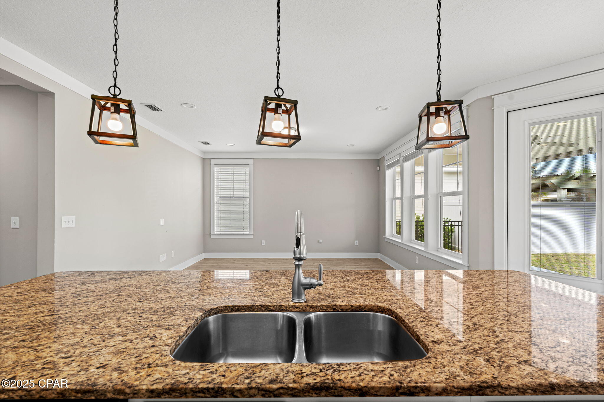 Acm0wabk46u1qtyvfrgj21kzzvyxofyoowp0xbwyv_e