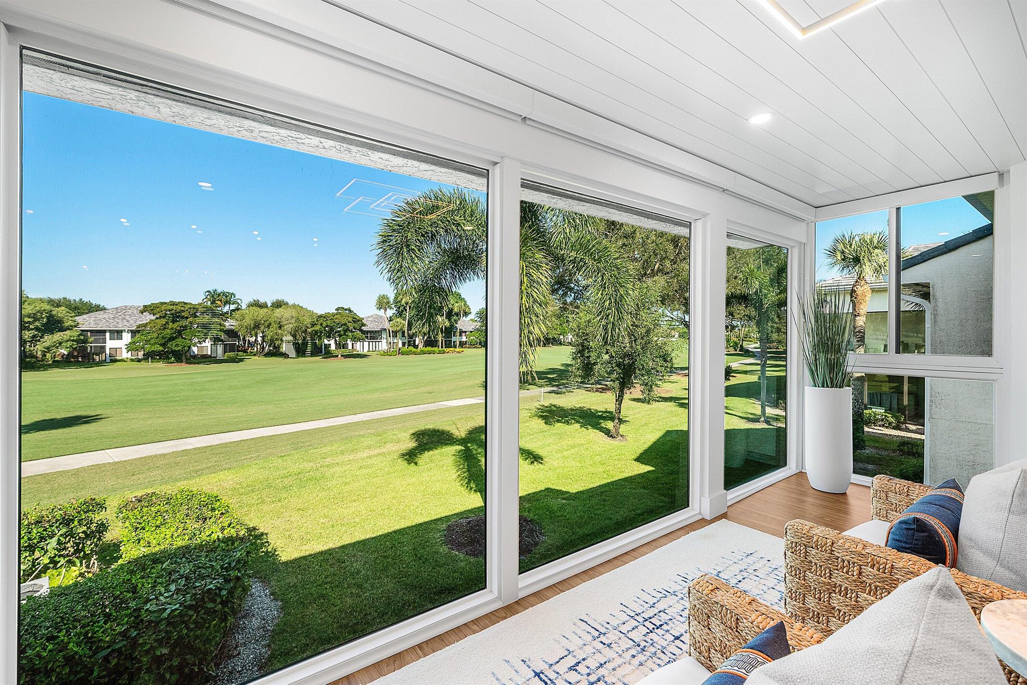 7459 Victory Lane 8805