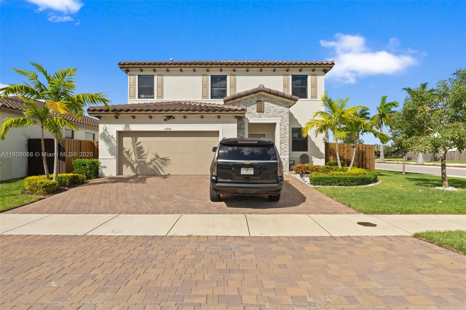 Estates At Silver Palm