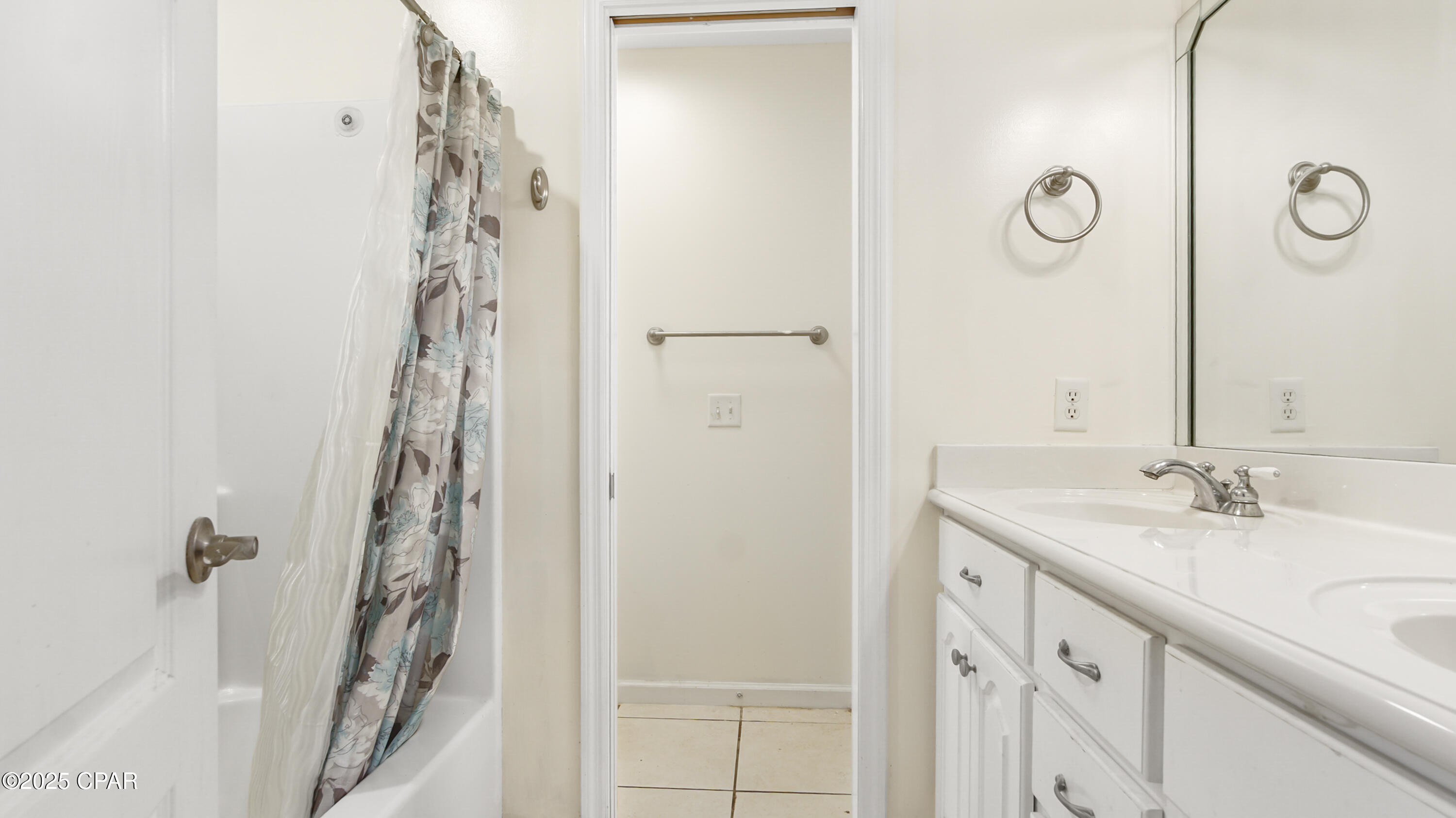 Eibbk7aclprubrkvr0d7uq12xjl3xvogxa2u4rgu5fq