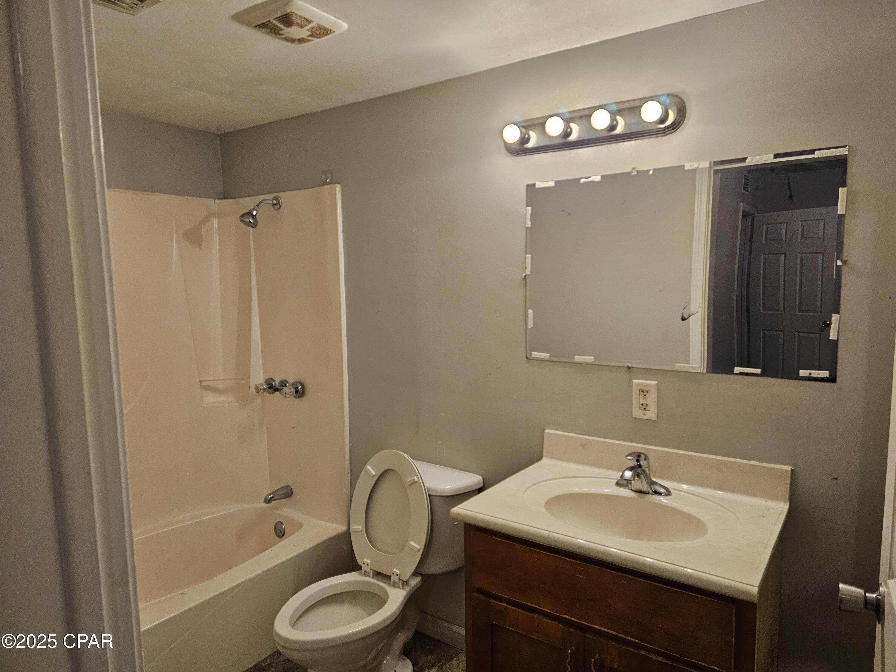 G2aousjn4xumfn1bhlxa7ai9vmuhsfrpupzi7unk_e0