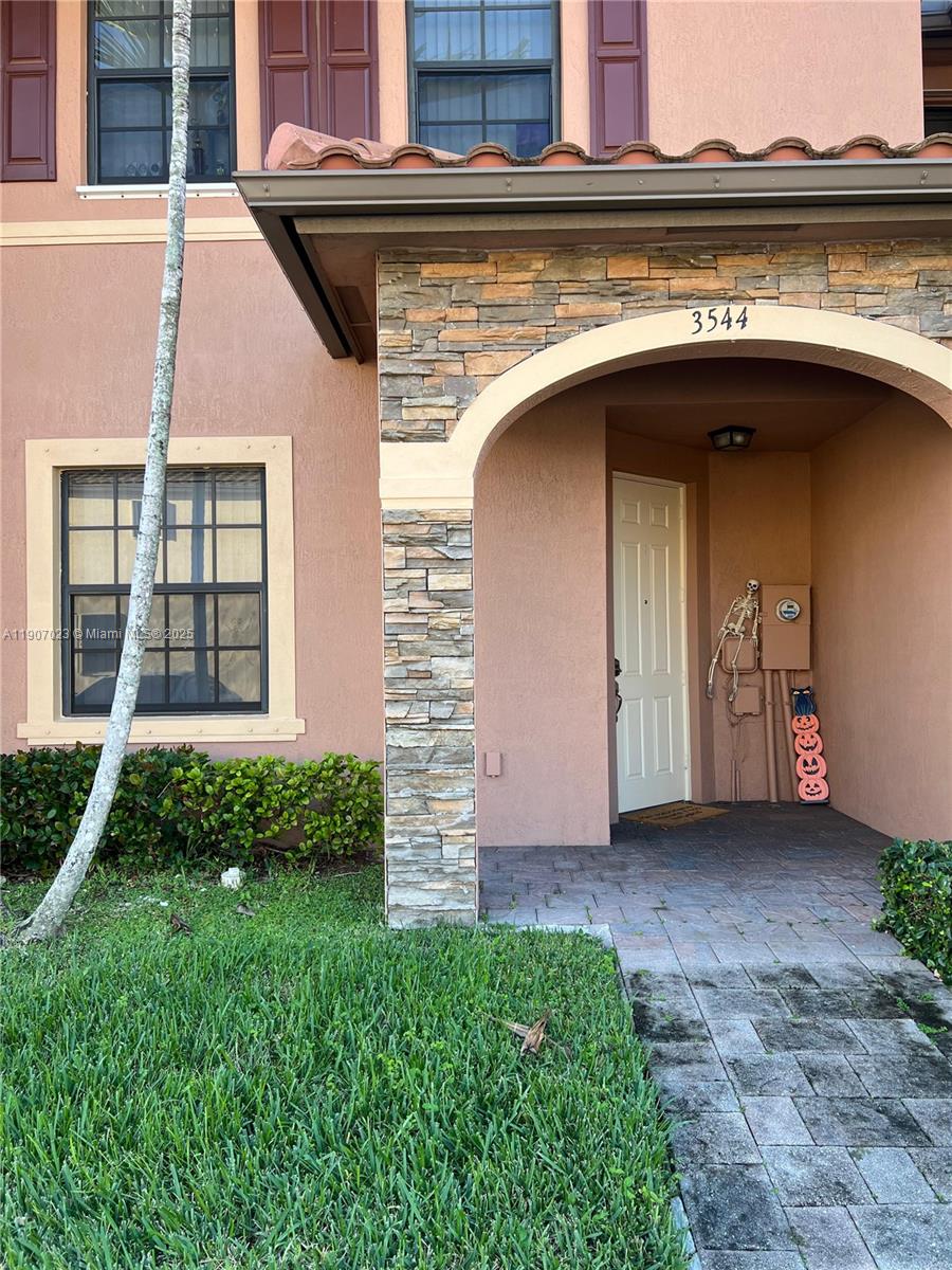 3544 88th Ter Unit , Hialeah, Florida 33018