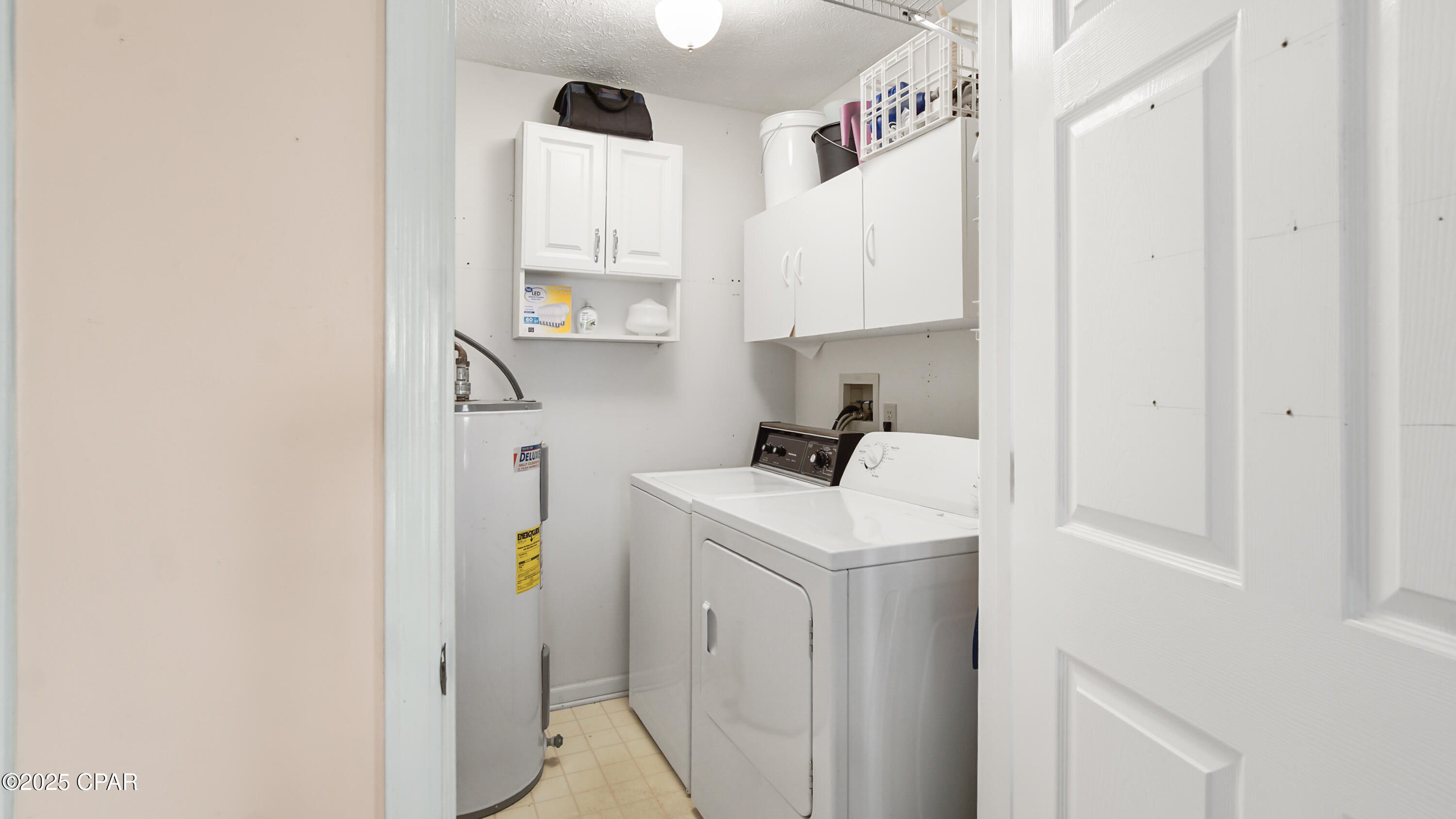 Aheocmj7wtmw  4fto4k Tugbryjaadxtauemu62die