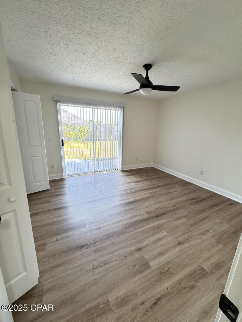 Bxo0_ 1uhybxp6euja7x1gcuoaubwucrp_uc1_jj2p0