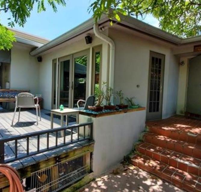 6918 5th Ave, Miami, Florida 33138