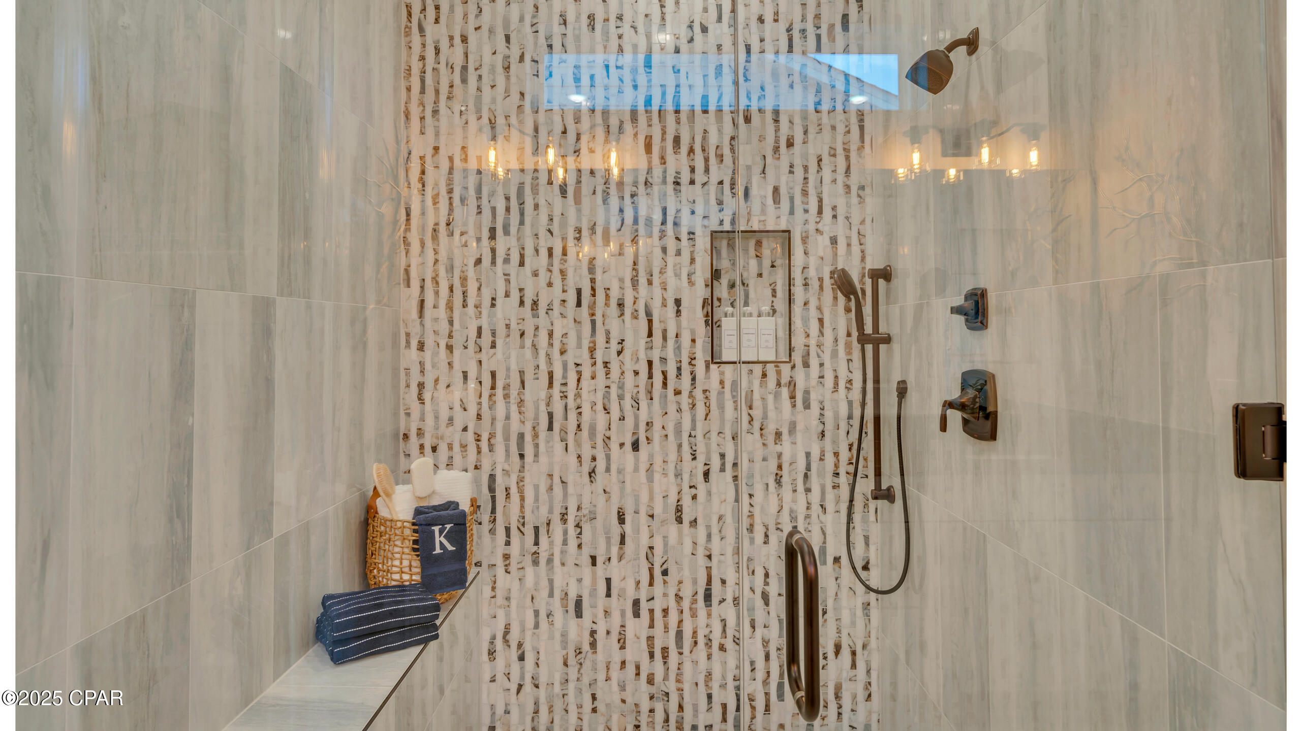 Ja5qyws6bye_m59bckev_ym9olnzfm8og6bpybtui8i