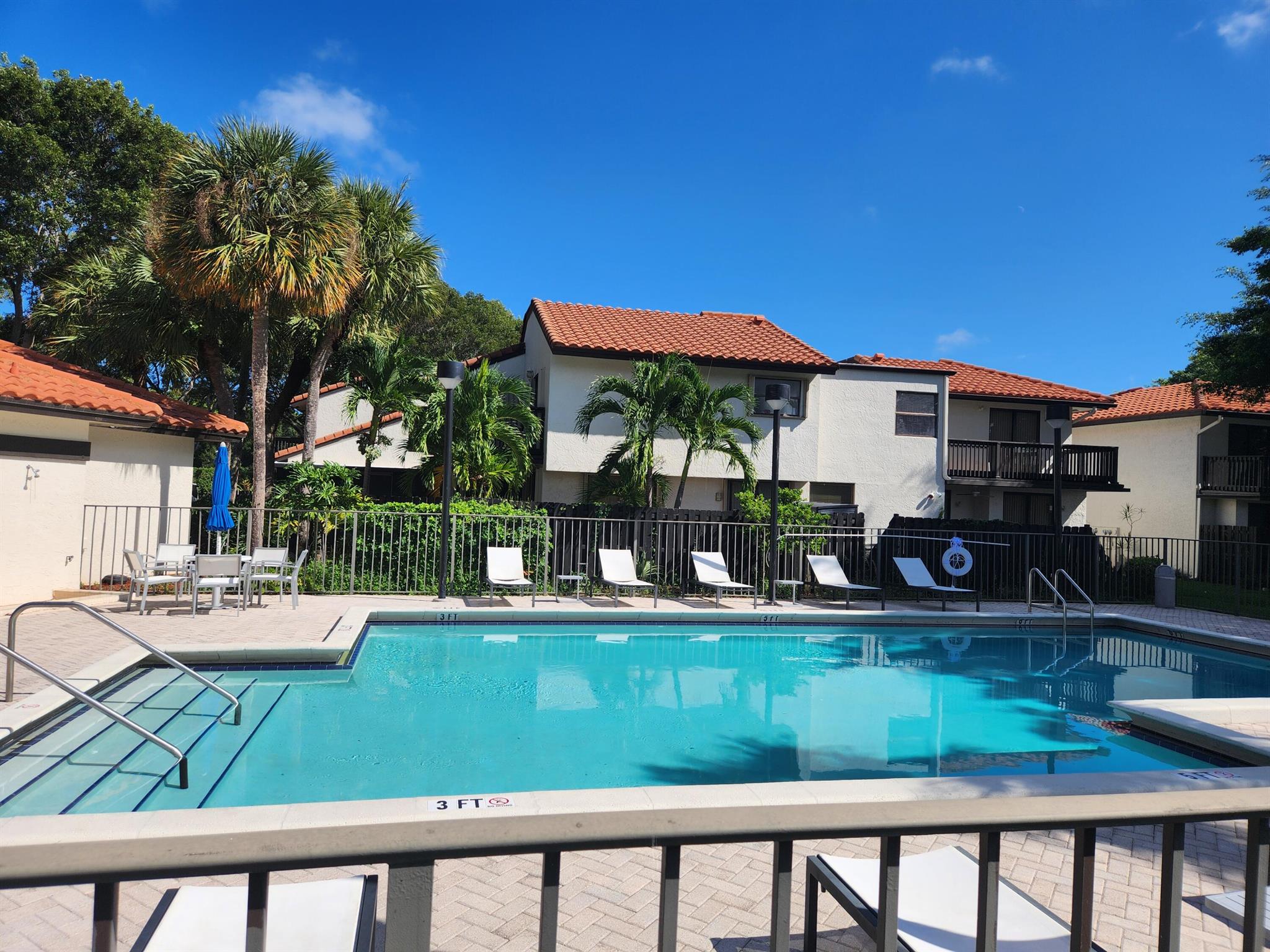 Town Place Condo 01 Bldg