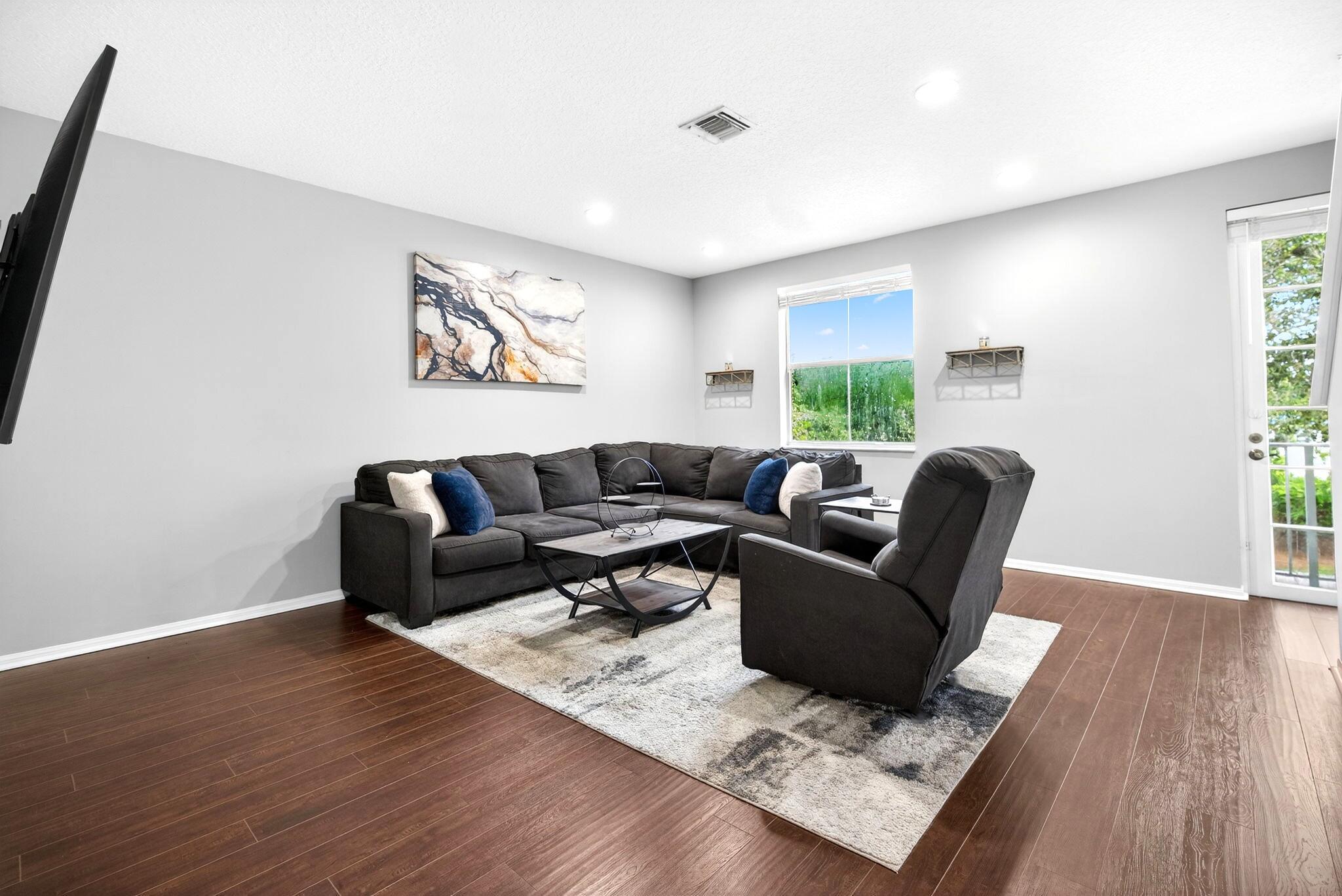 Image to showcase the property located at 4118 Greenway Drive