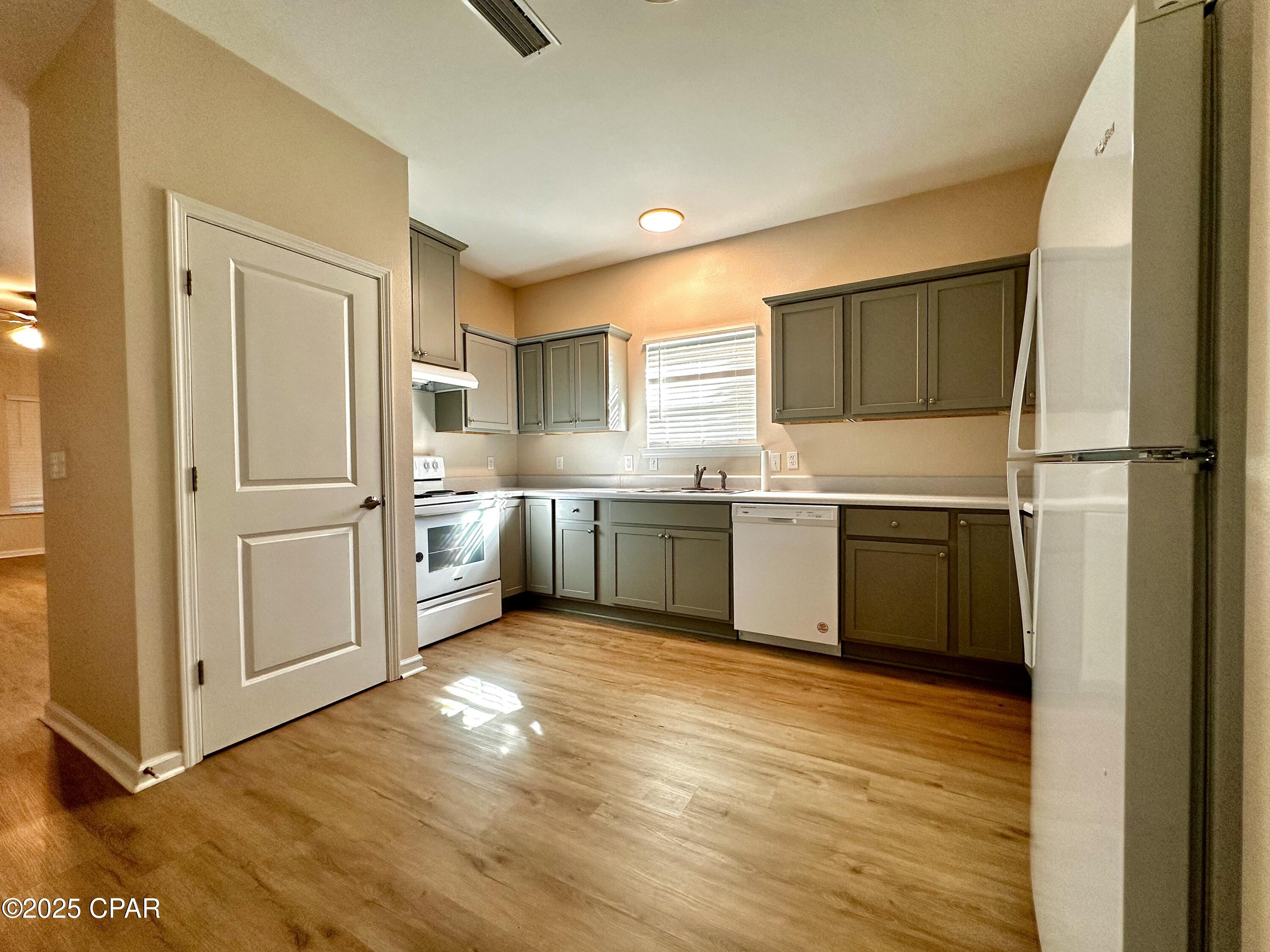 Wa 1vq3nbigexd13 Eugx9p_2fj79w6nslxp3ie4n7s