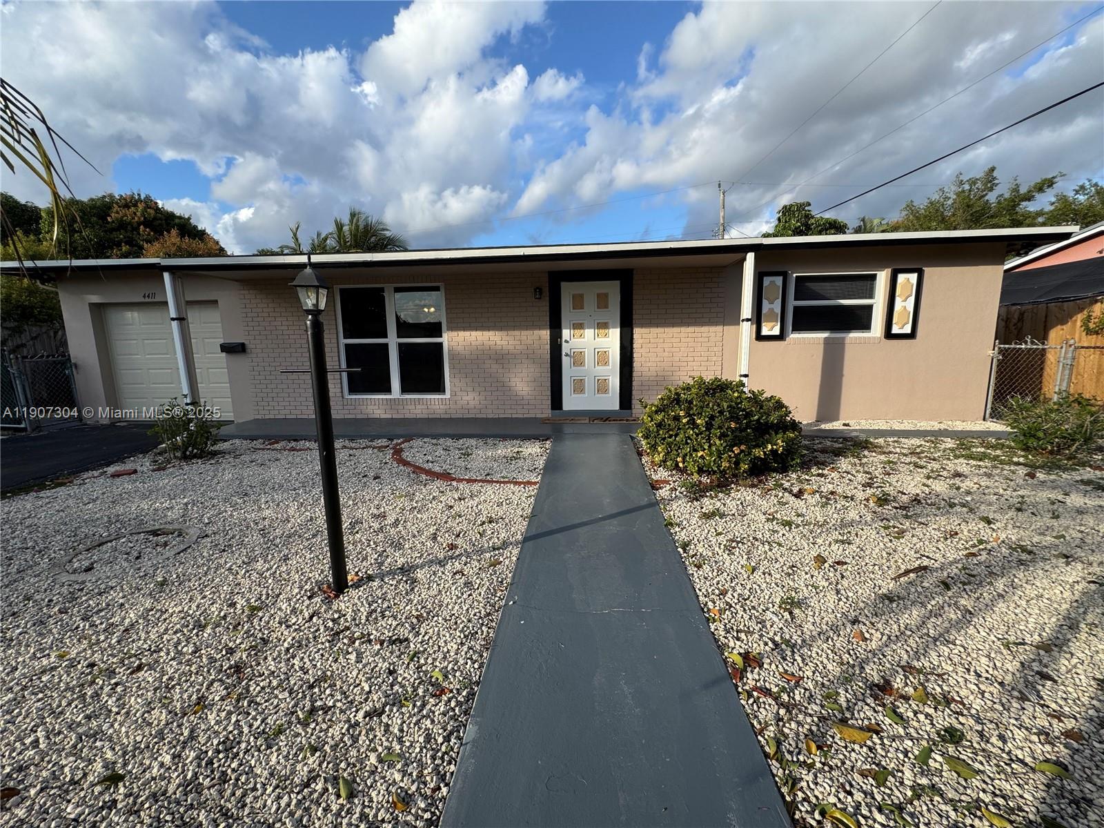 Holiday Village Sec One