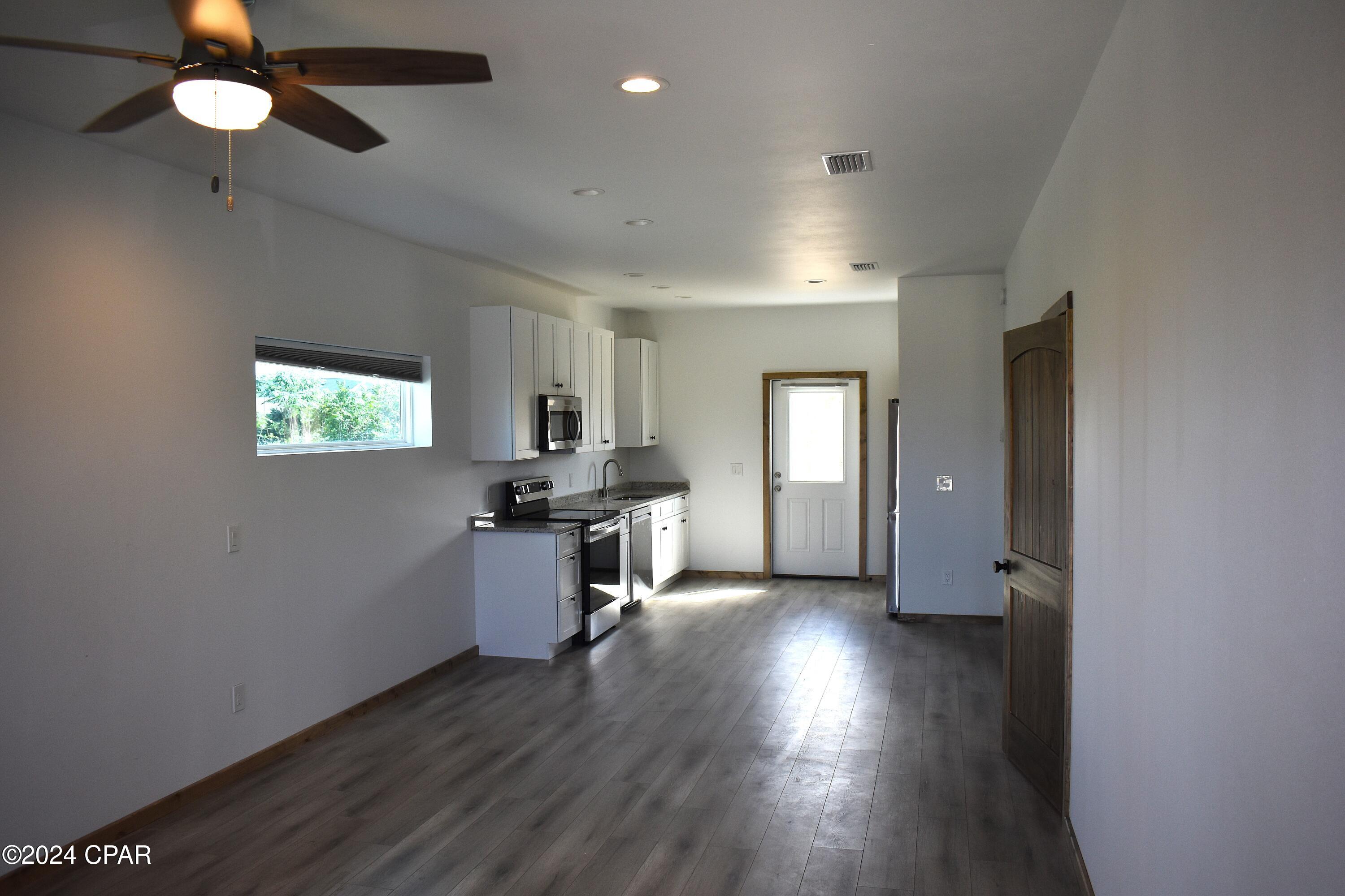 Nka 4nwtl2pzghxvqzqtntz5qzxhl9gvq8bwknrmwqs