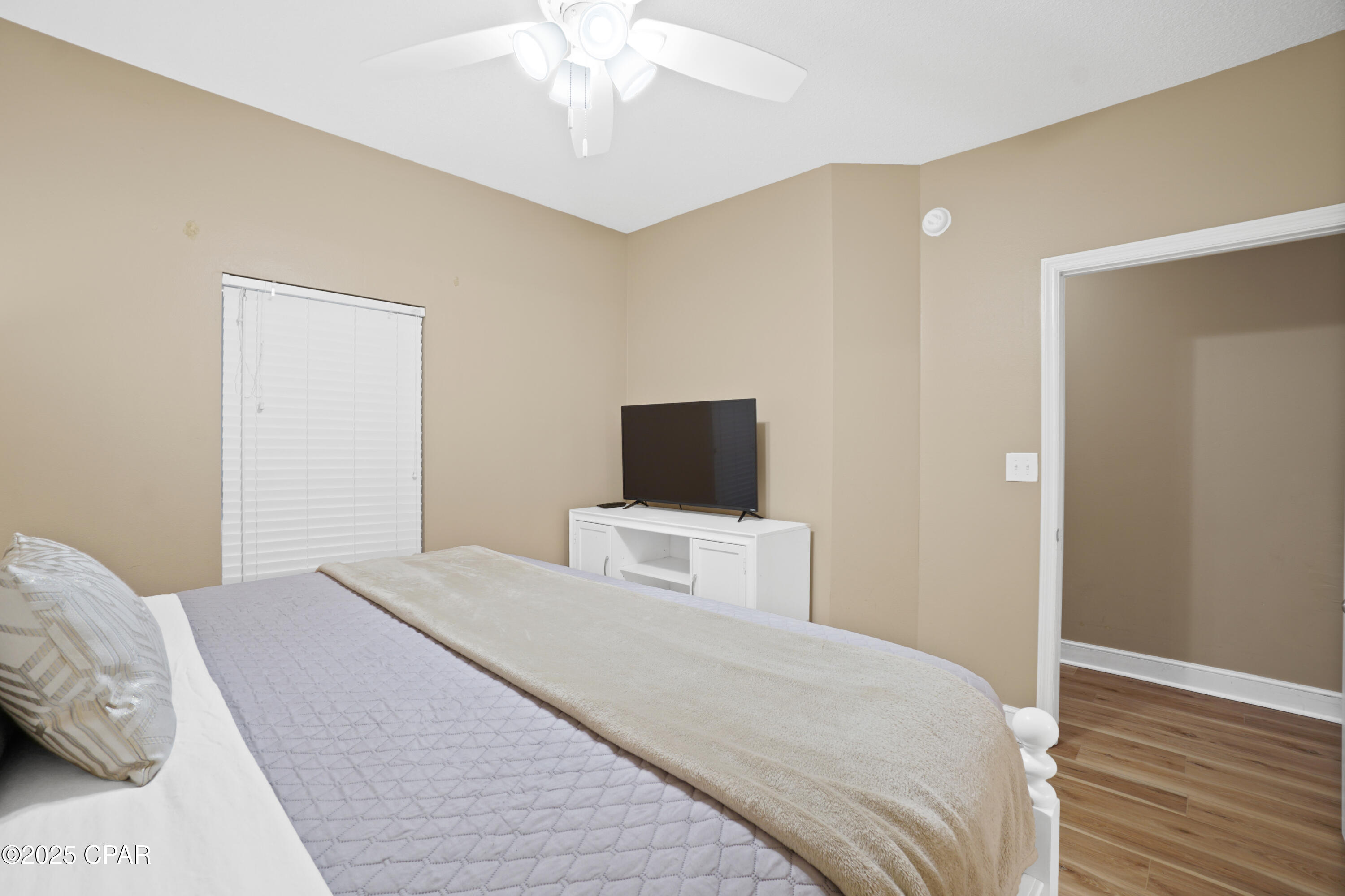 Ilftffhmj 0_lklmkr M6wmi1ozr_b34xqfaofxyu_g