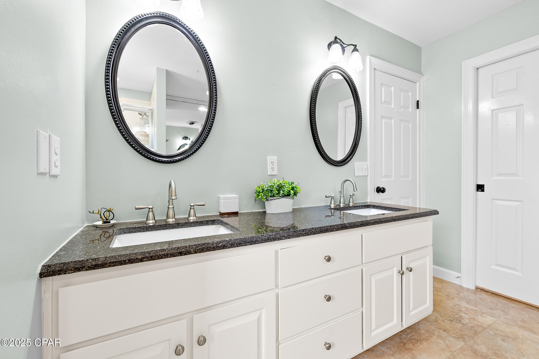 Image 27 For 821 Dolphin Drive