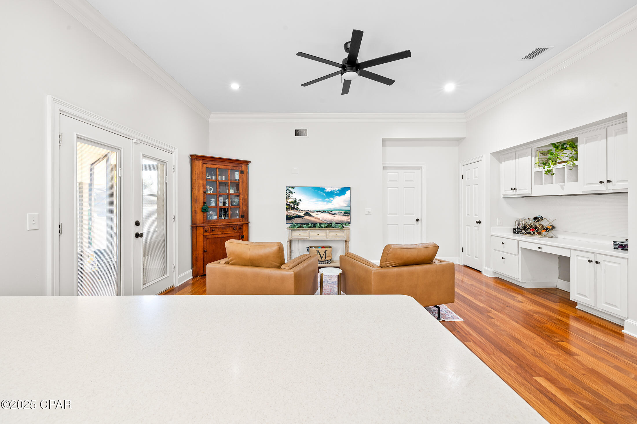 Image 33 For 821 Dolphin Drive