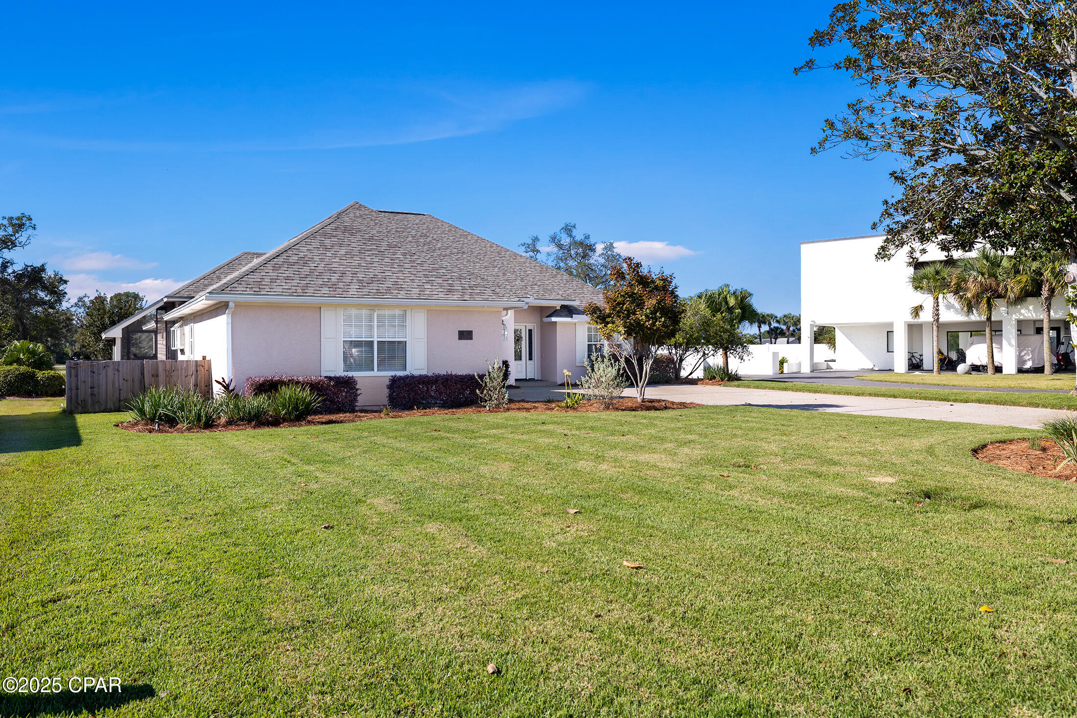 Image 4 For 821 Dolphin Drive