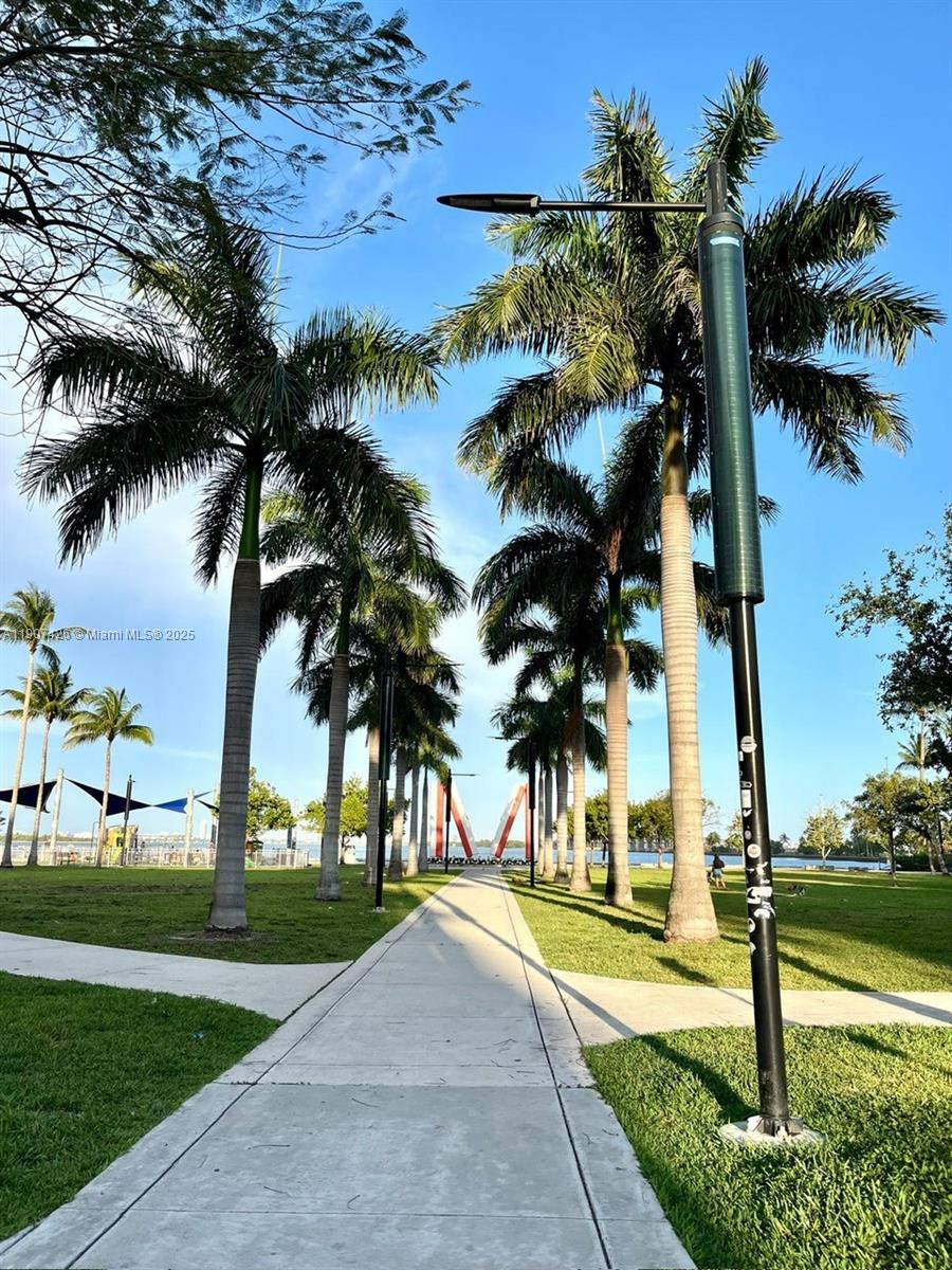 Point Bay North Condo