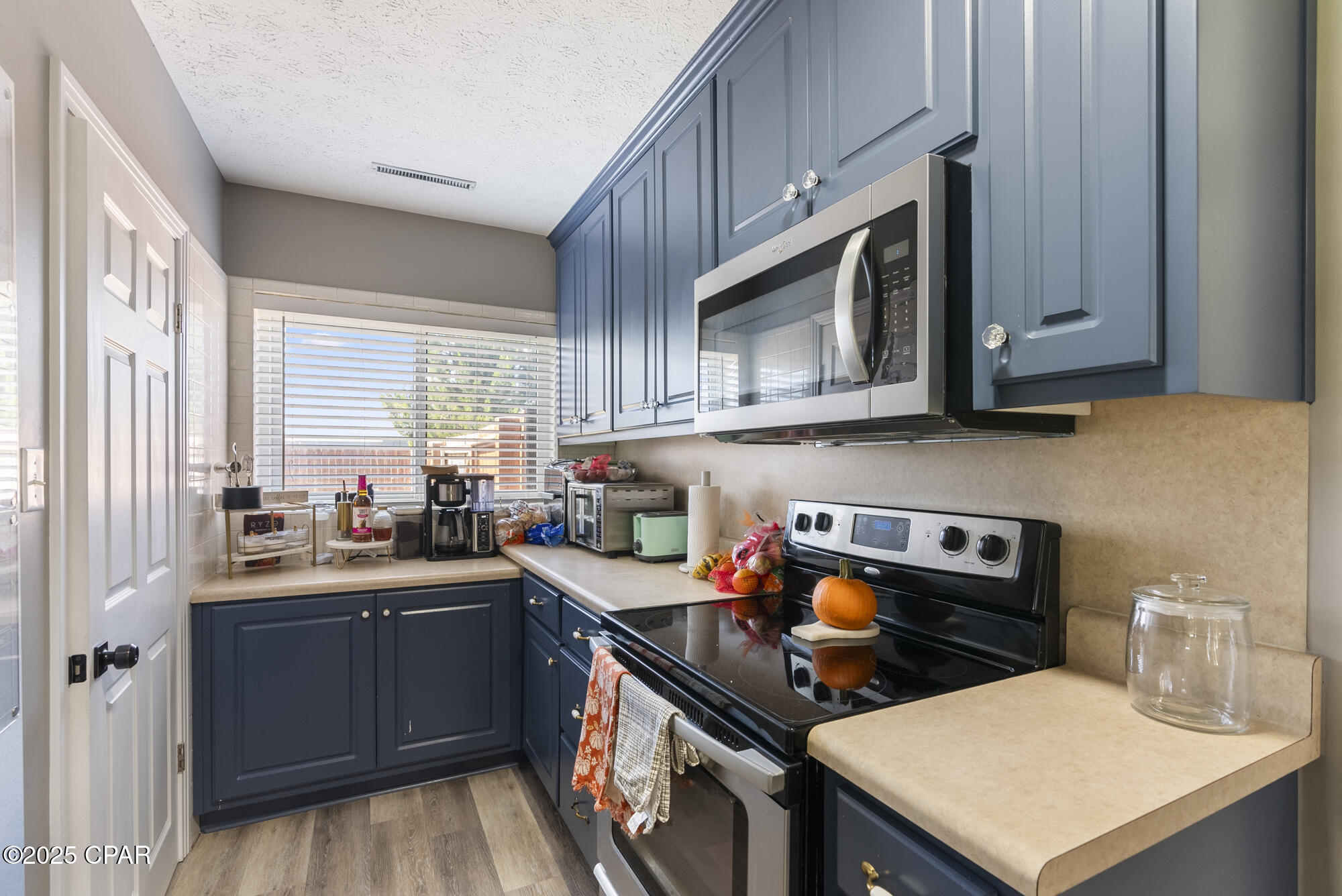 Hny Ytqjguh9b9zonrdqow Qyshyfcegqldt8xznhxs