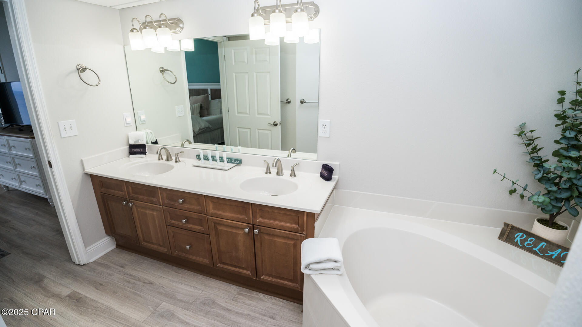 U1w0w3v29zj_s7xtfuj4eckyboe89x5o38kzjik855e