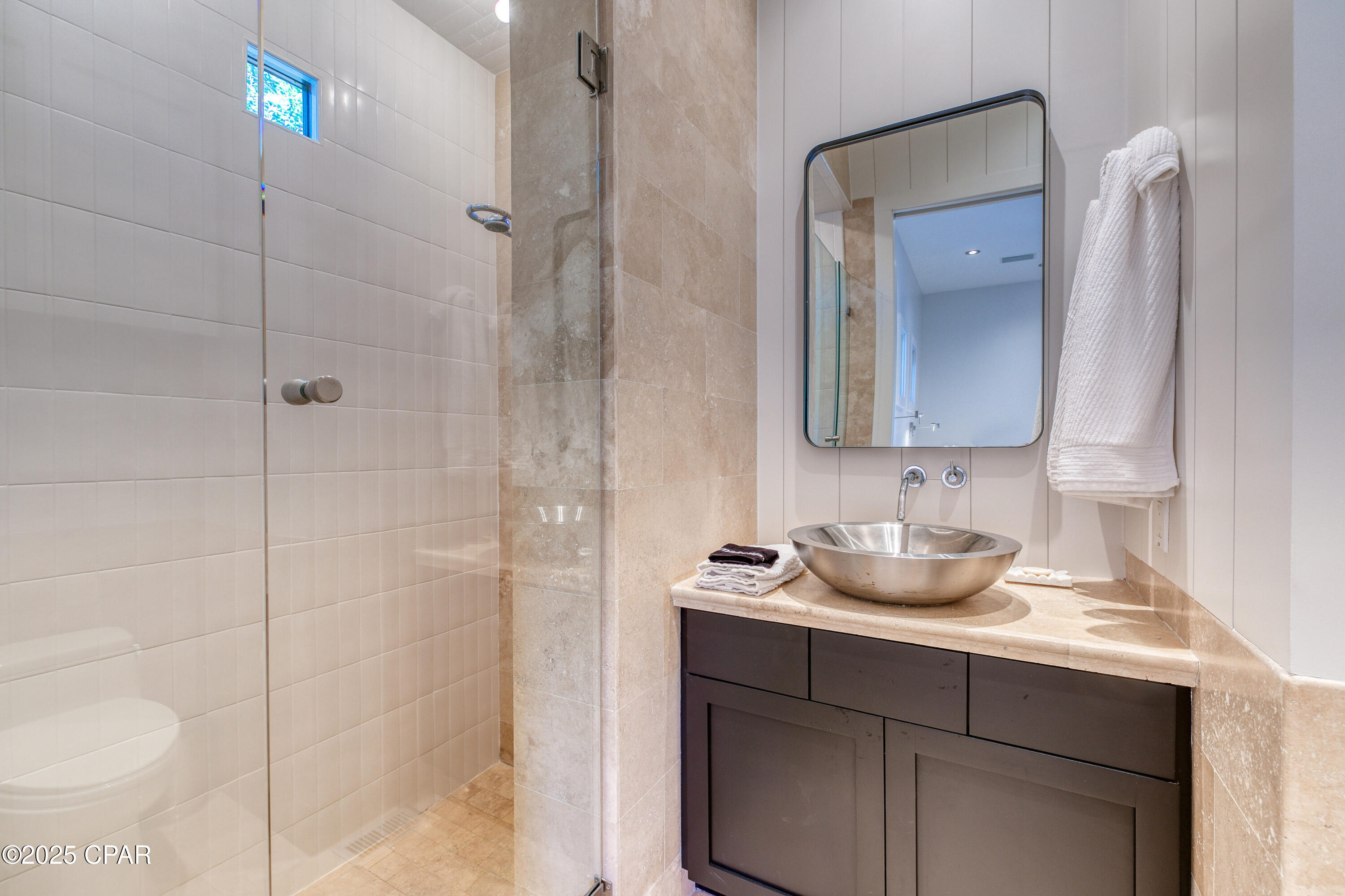 Image 11 For 210 Village Way