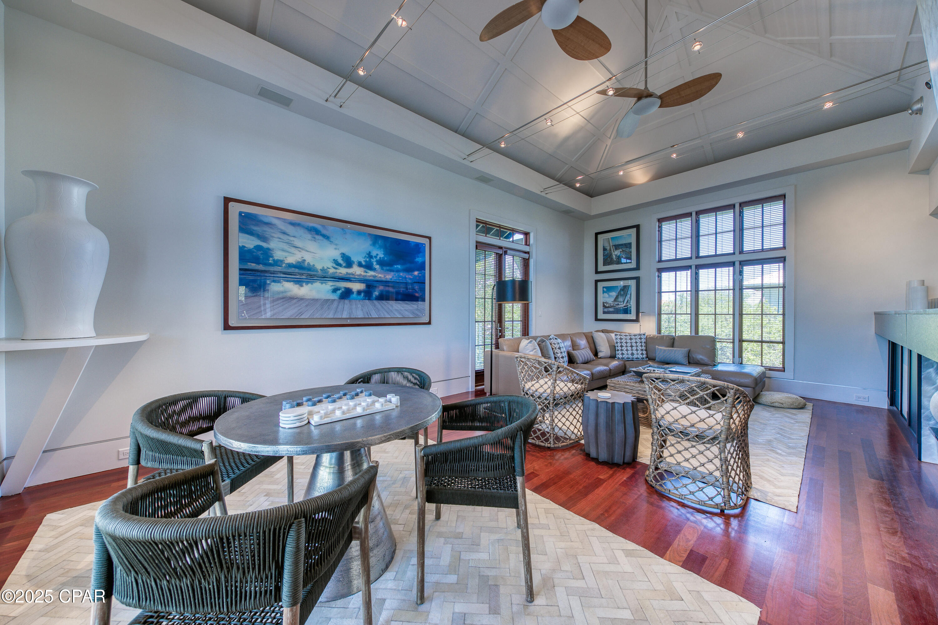 Qbyhyctlr2wlrg8agskxjlhy8llhkwdjc77i7_7wnbc