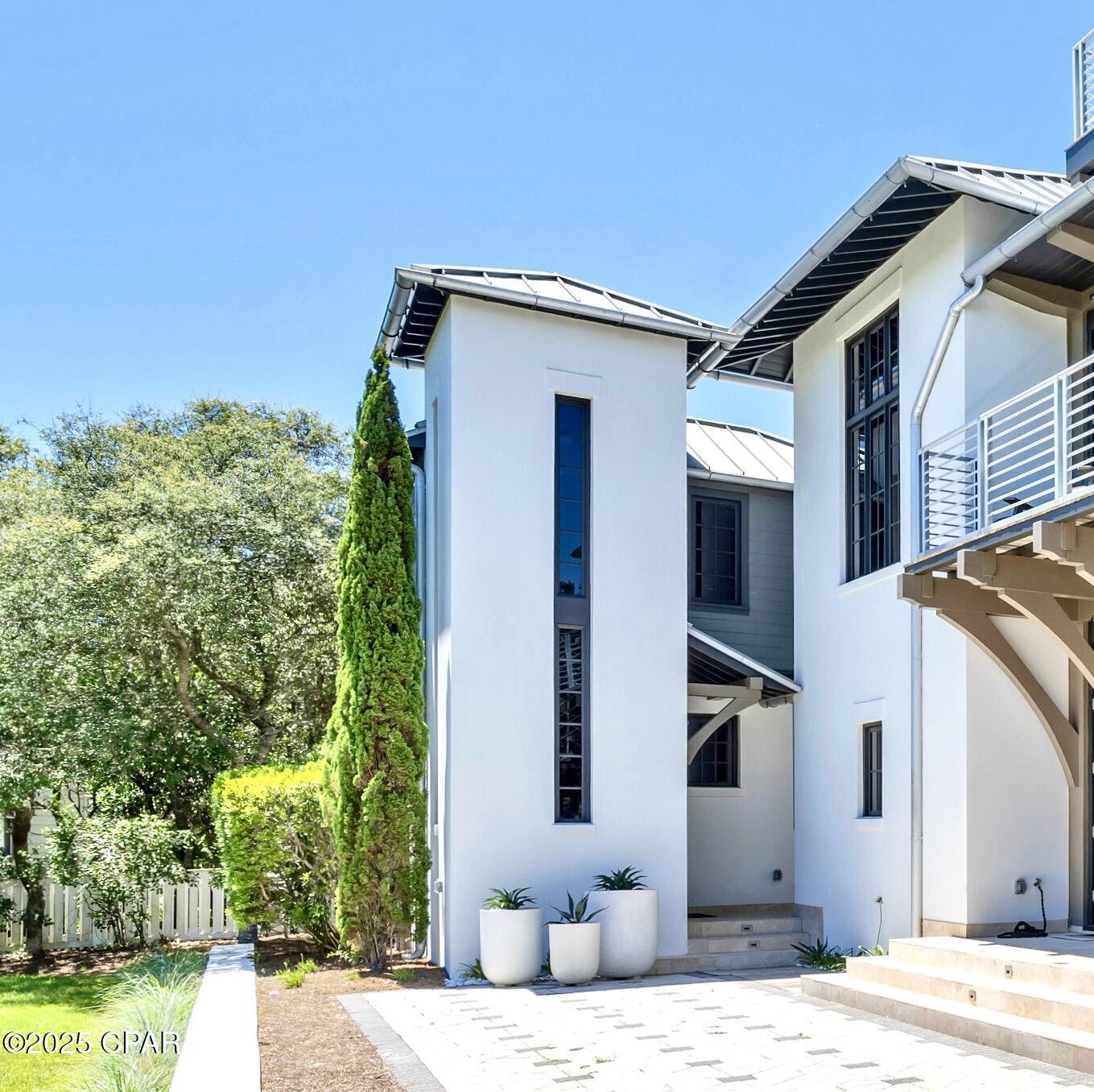 Image 32 For 210 Village Way