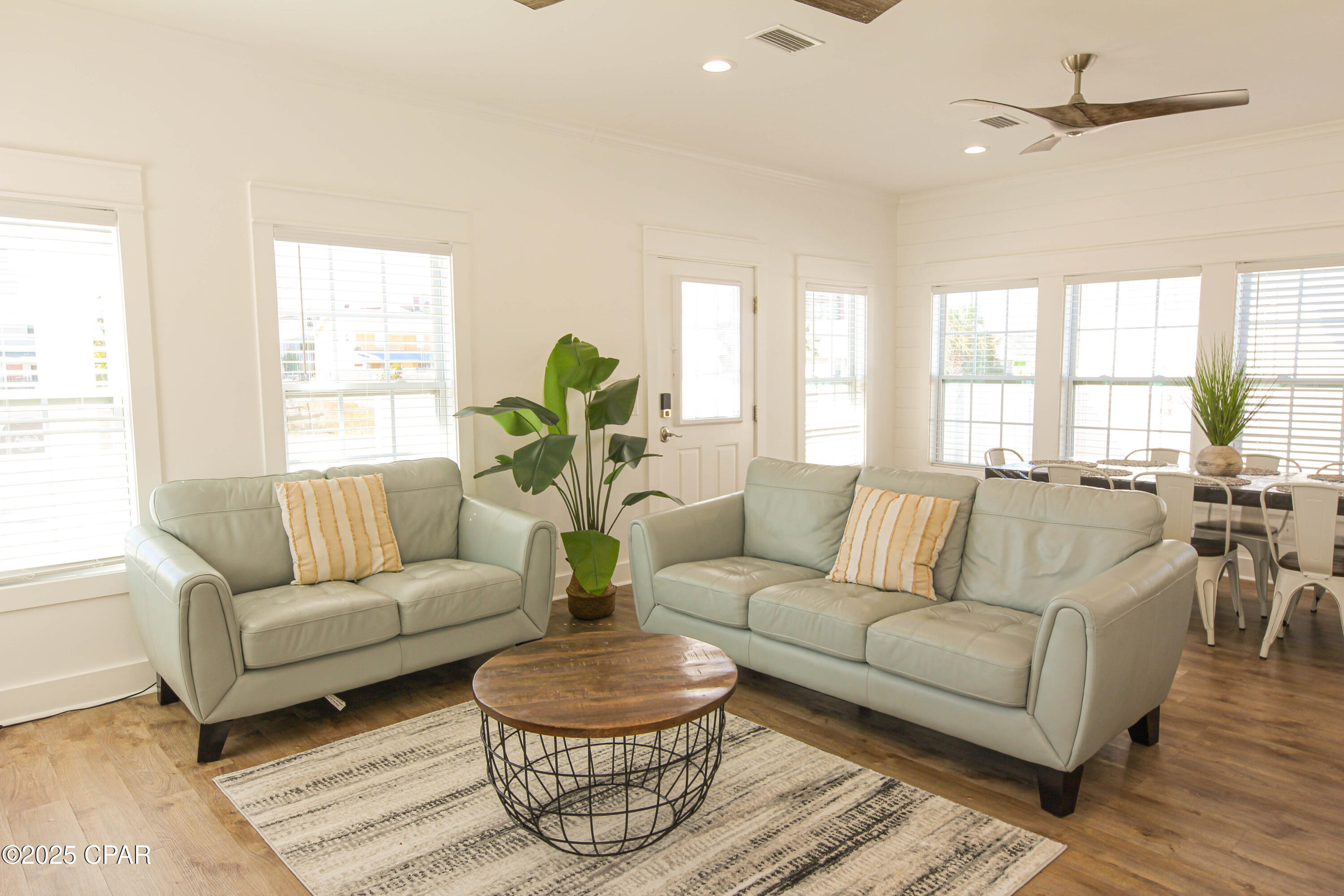 9zlzbt0rb0irsqveb76xd1xcmfqt_nf44uxhl0lhczu