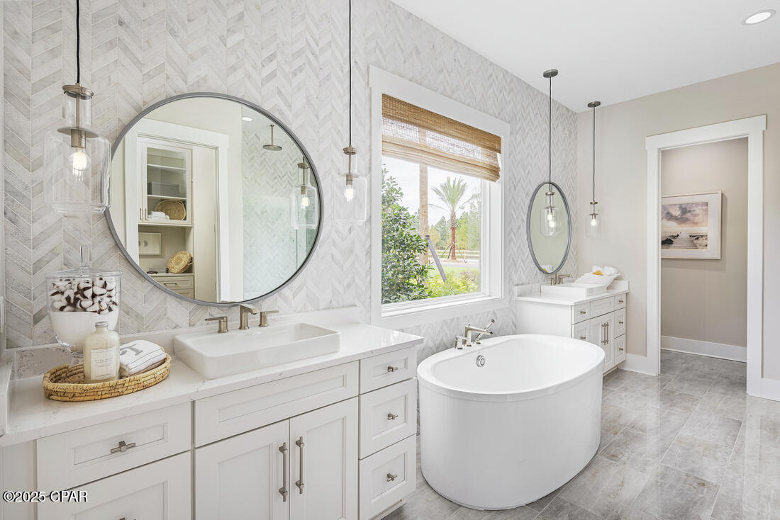 0cvzwz5j2qz40tlxsaehqbfbhbwzj03xcgf7dwqytzm