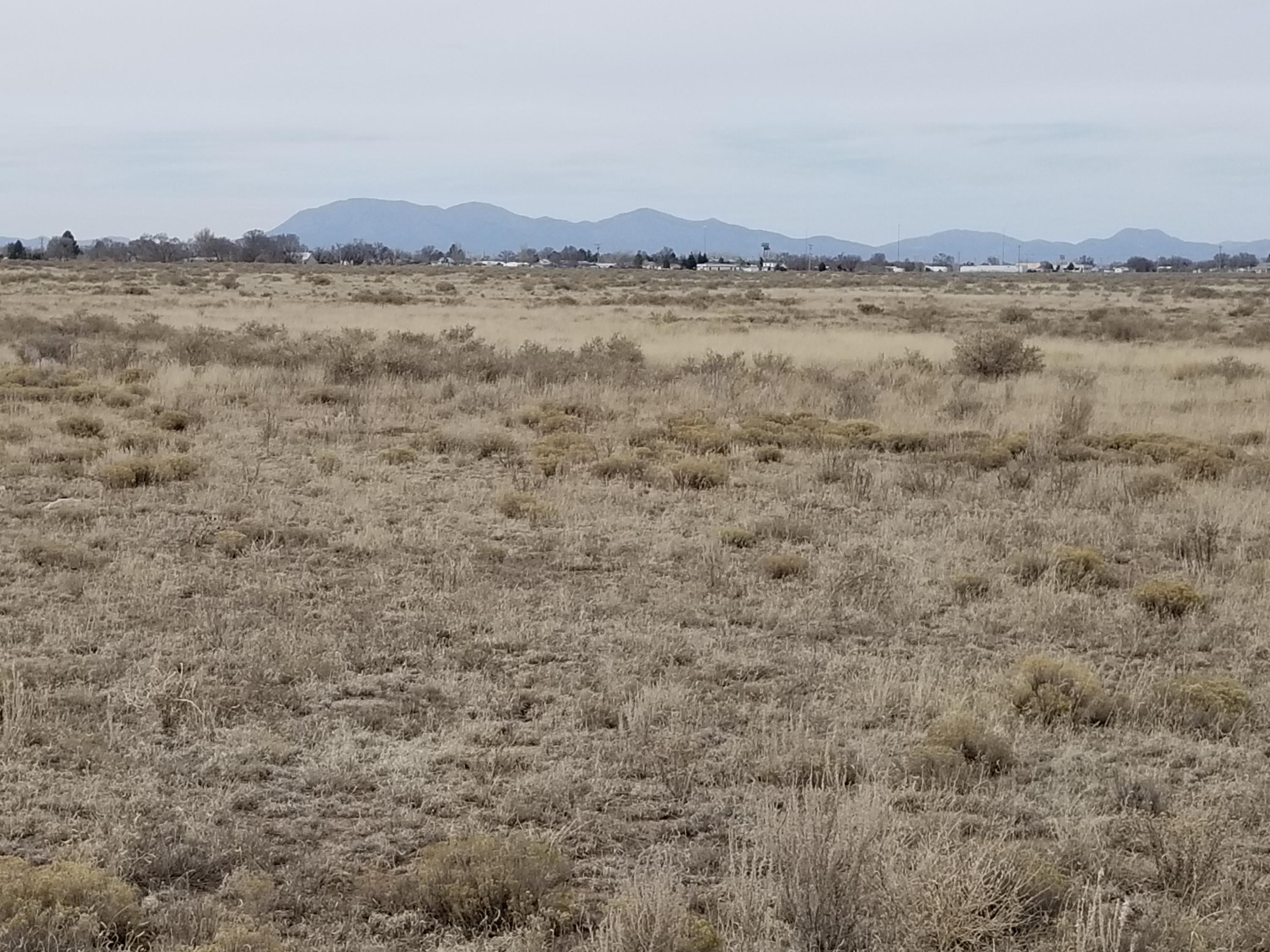 Homes for sale in Moriarty, NM | 825 S Paseo Poniente, Moriarty, NM 87035 | MLS# 962970