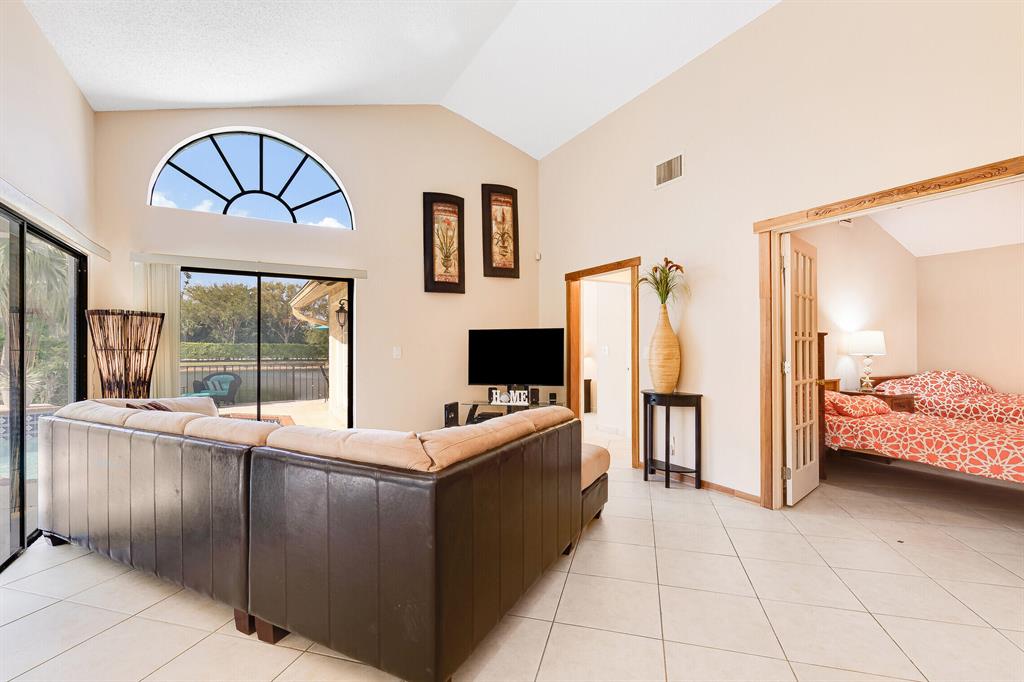 Homes for sale in Boynton Beach, FL | 6859 Bitterbush Pl, Boynton Beach, FL 33472 | MLS# R10697022