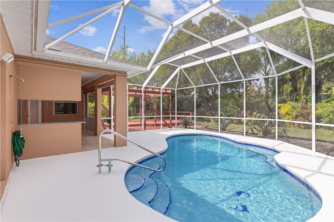 Introducing this 3BR, 2BA pool home in the desirable Hammock Lakes! Brand new roof, tankless water heater and brand new electrical panel are just some of the most recent upgrades! Large pool and enclosed patio with custom deck in this lushly landscaped back yard, offering the ideal FL lifestyle. With over 1,800SF this home offers a great split floor plan with an oversized primary bedroom! Gas cooking with large island kitchen. Hammock Lakes has a low HOA fee with gated entrance, basketball court, tennis/pickleball and a community pool/hot tub!