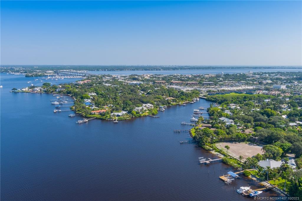 518A SW North River Point Drive, Stuart, FL 34994